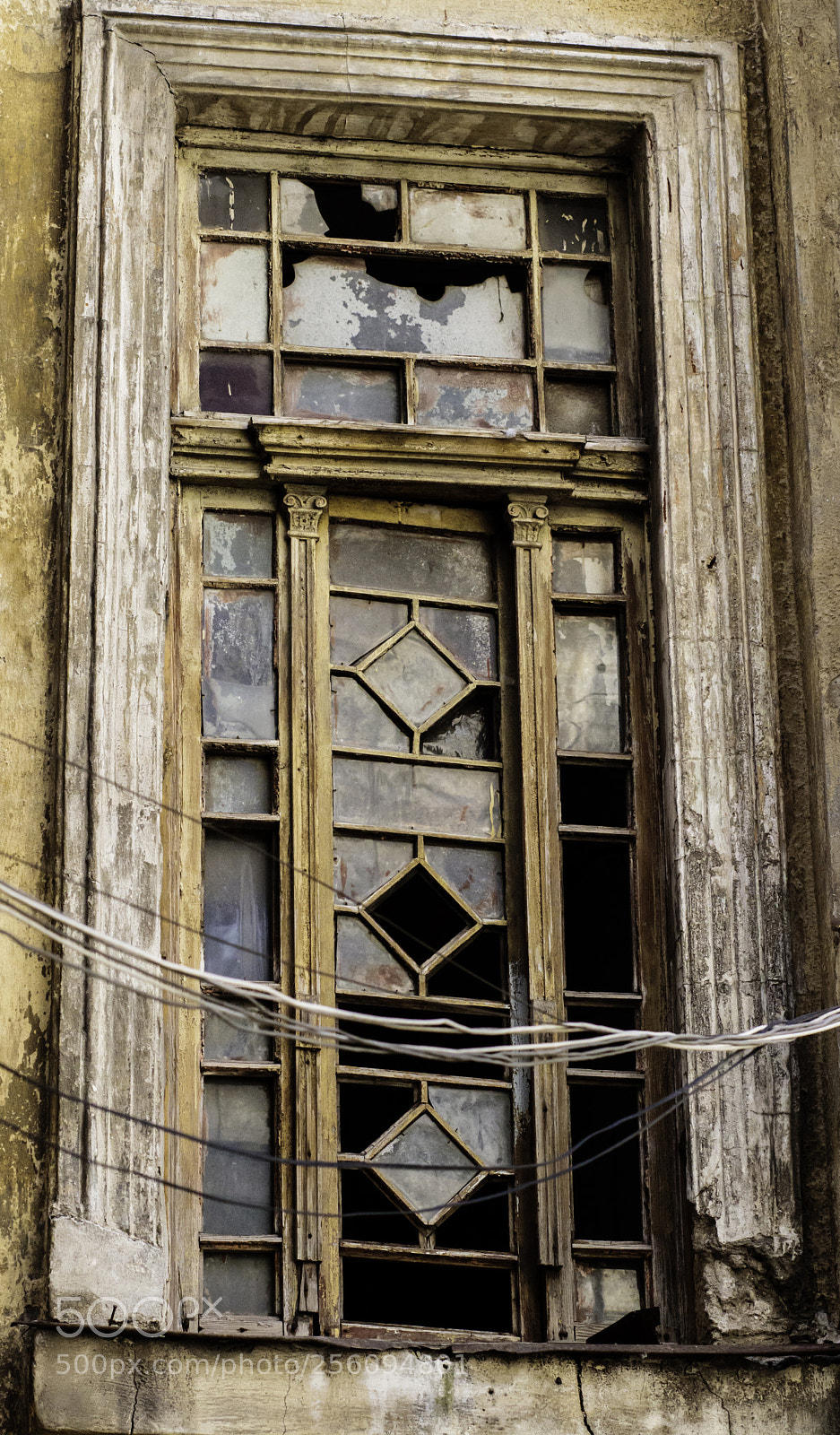 Canon EOS 80D sample photo. Broken window photography