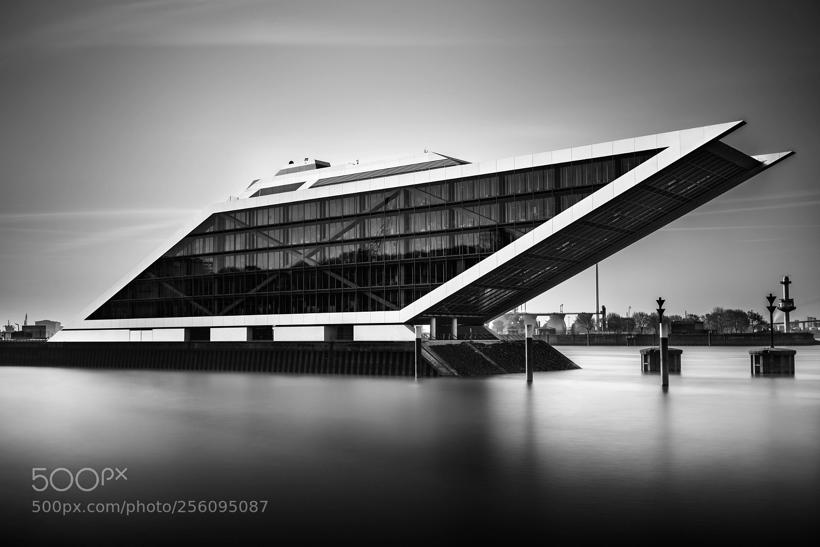 Sony a7R II sample photo. Dockland photography