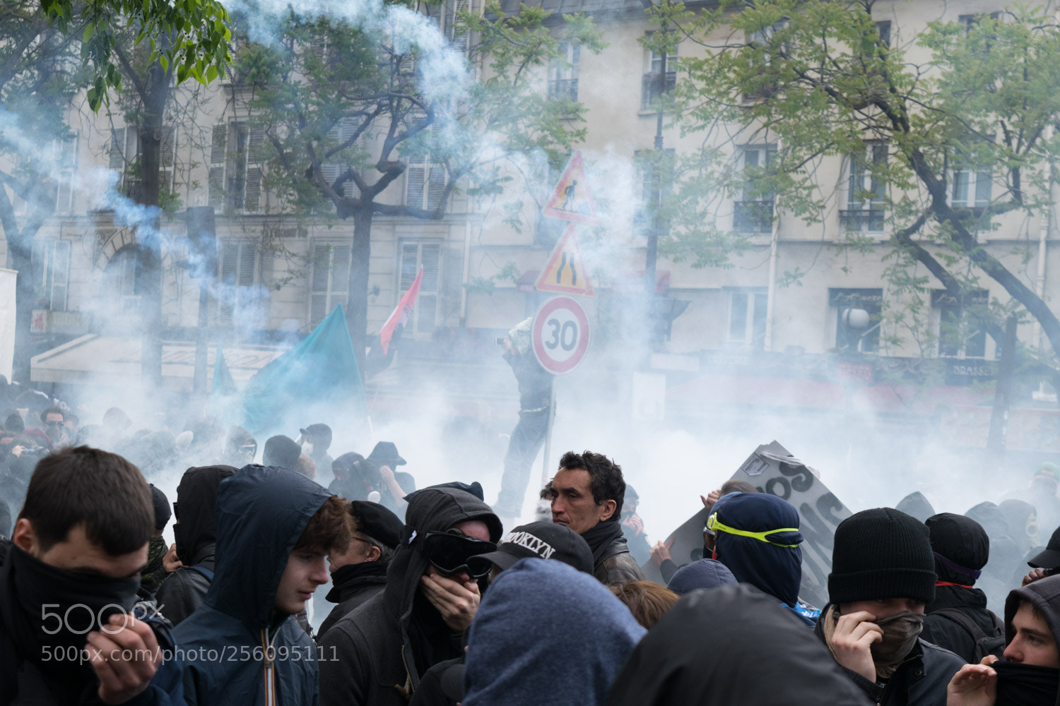 Nikon D5300 sample photo. Paris may day march photography