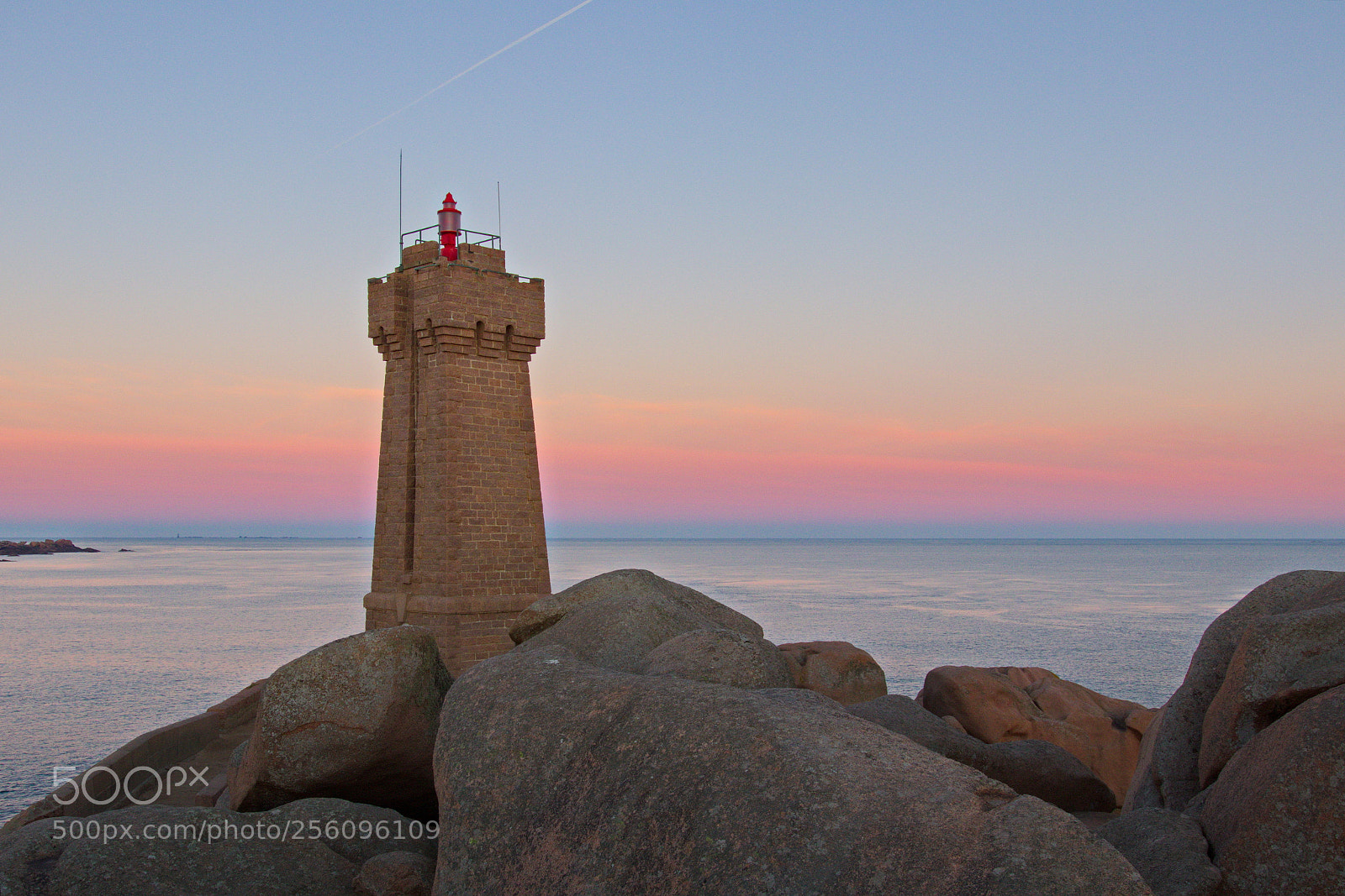 Canon EOS 80D sample photo. Un phare photography