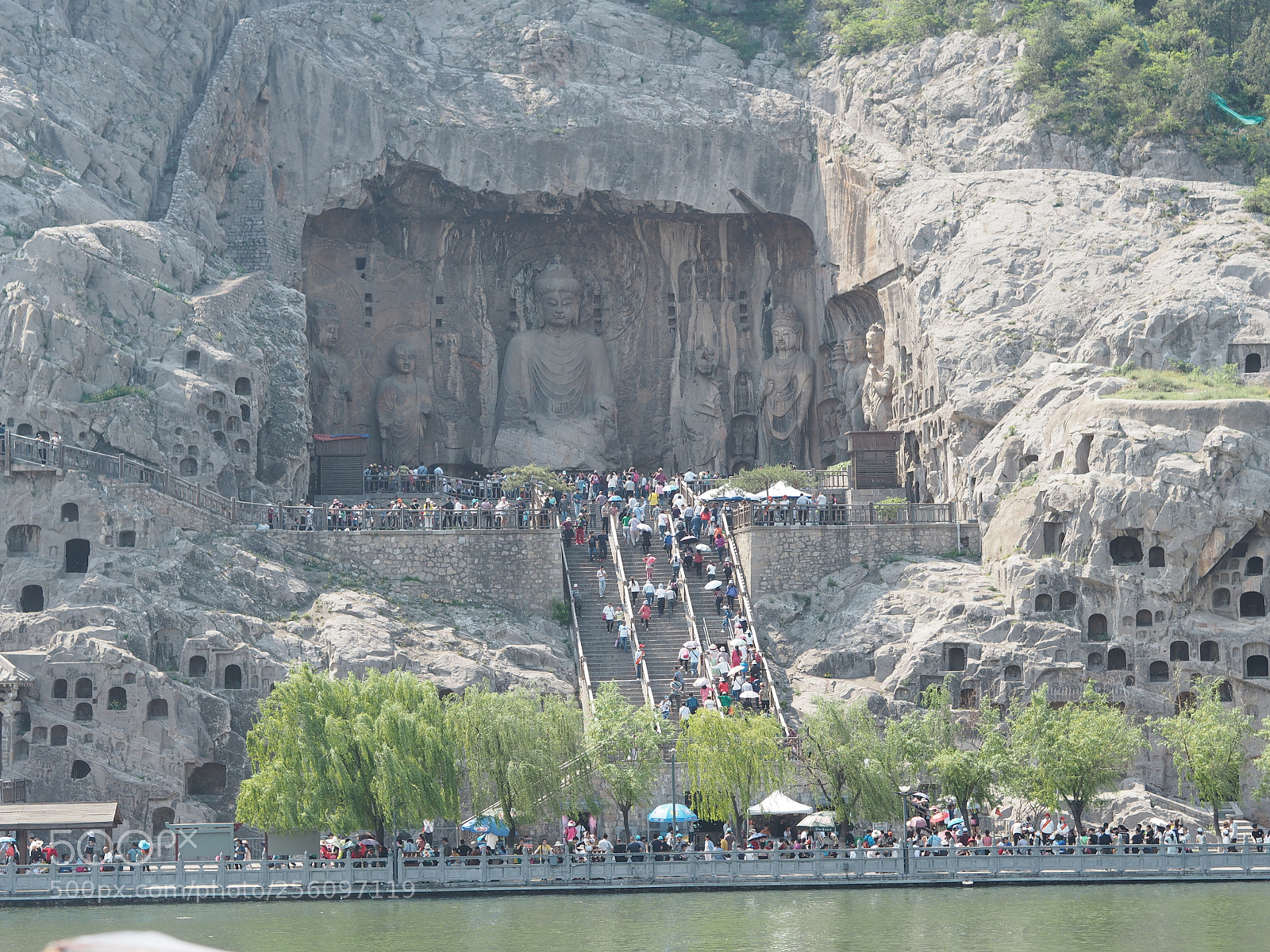 Olympus PEN E-PL7 sample photo. Longmen grottoes photography