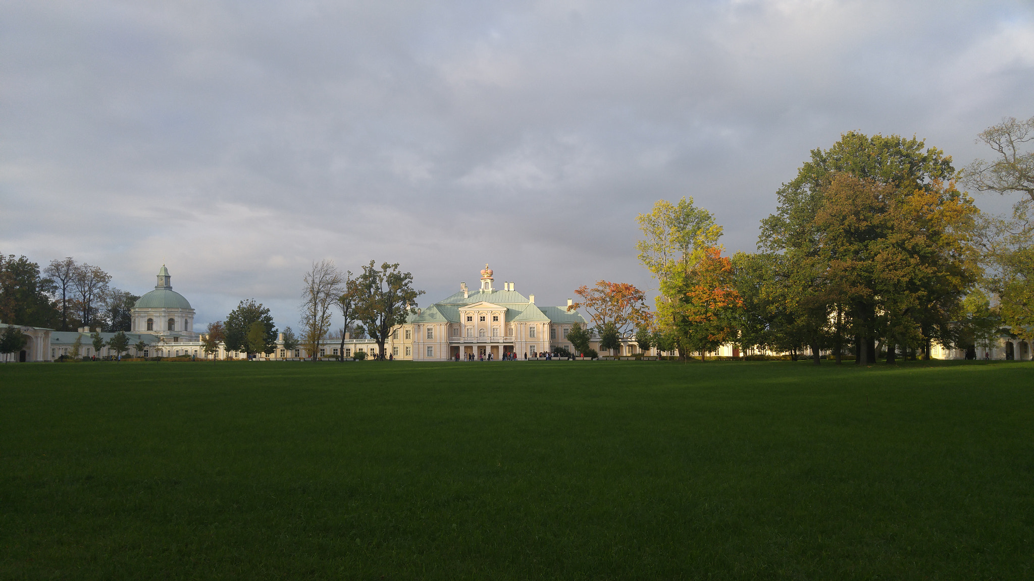 LG H818P sample photo. Oranienbaum. great (menshikov) palace photography