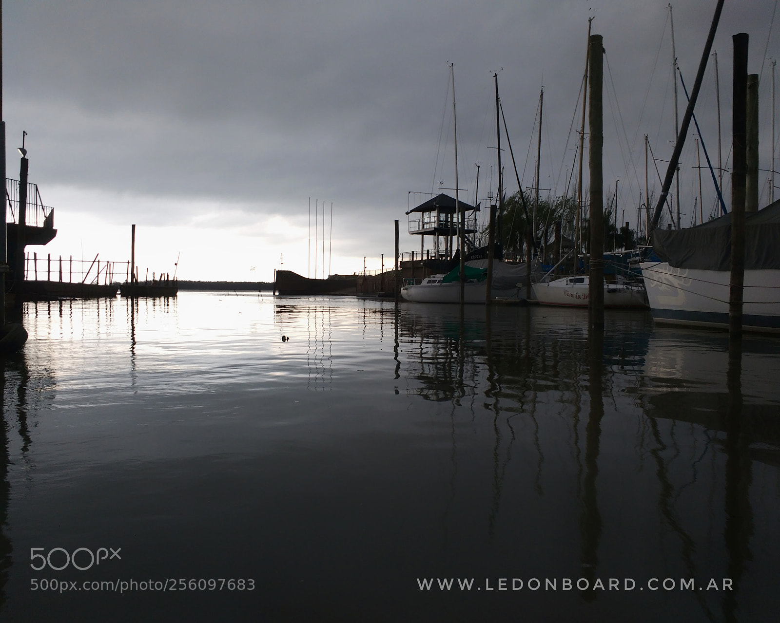 Motorola MotoG3 sample photo. Storm in the harbor photography