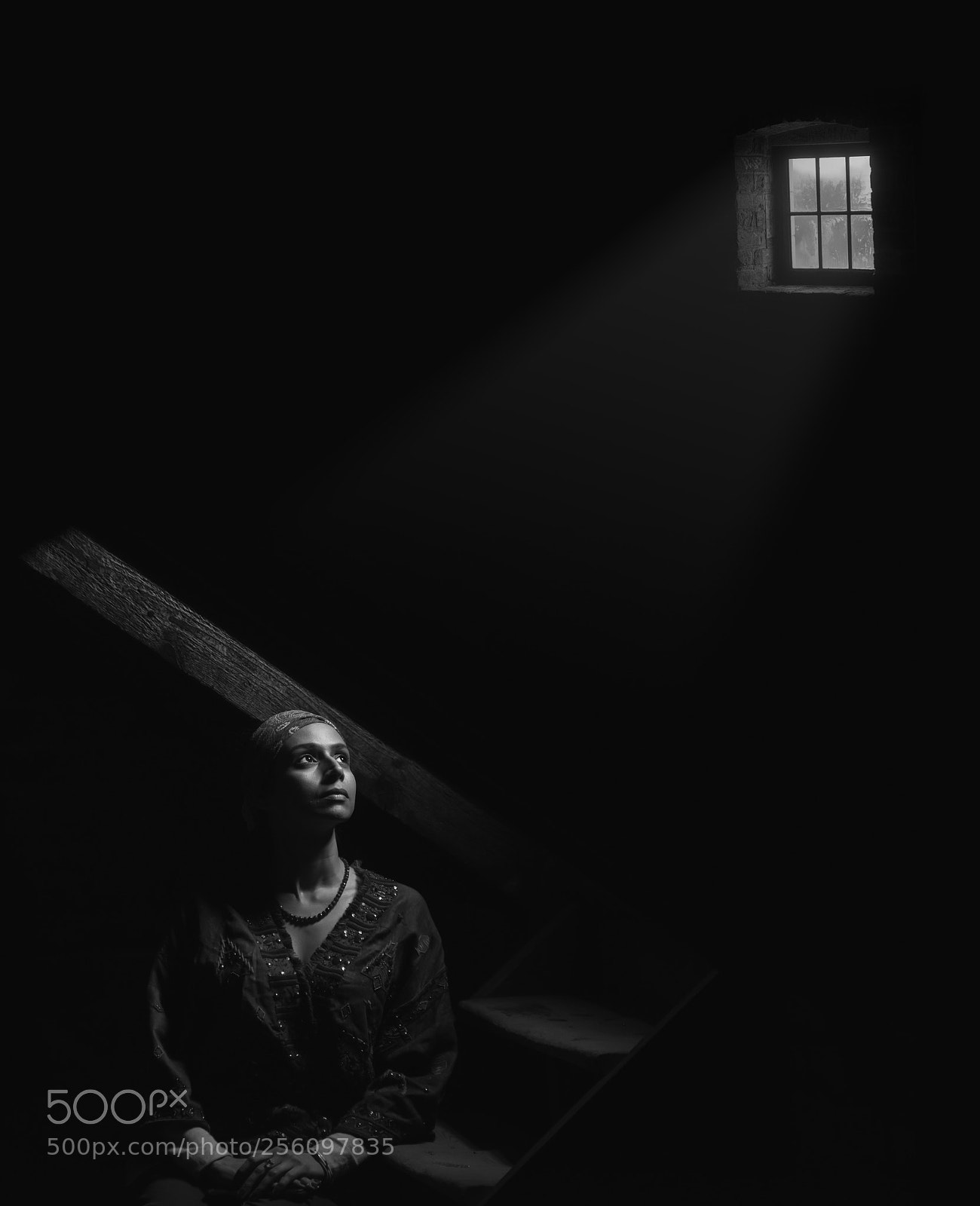Nikon D810 sample photo. Lady and light. photography