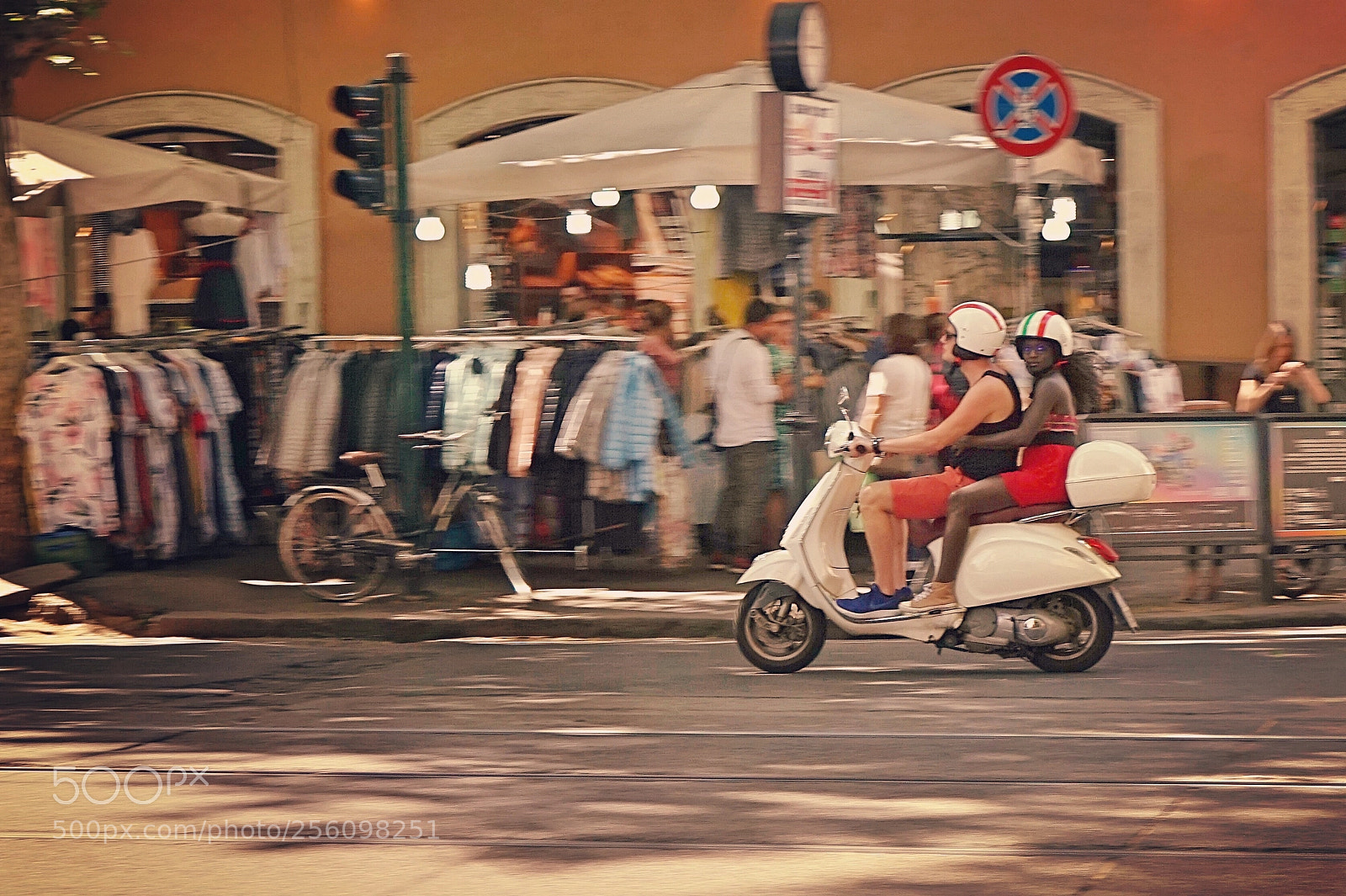 Sony a7 sample photo. La dolce vita photography