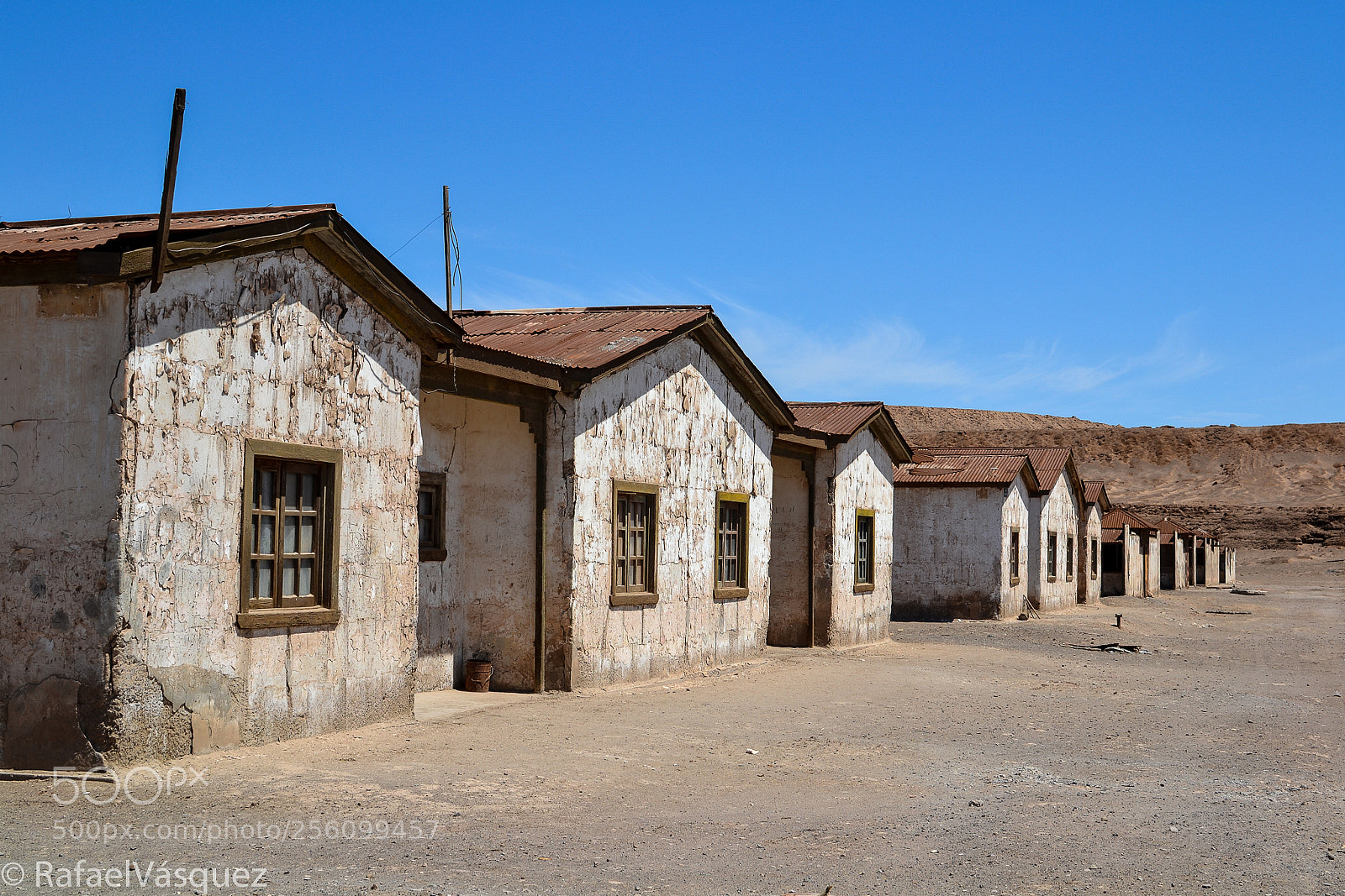 Nikon D3100 sample photo. Abandonadas en el desierto photography