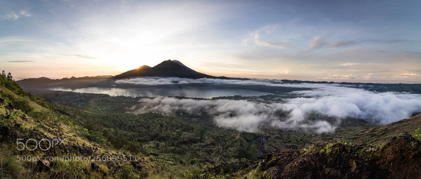 Canon EOS 700D (EOS Rebel T5i / EOS Kiss X7i) sample photo. Batur sunrise photography