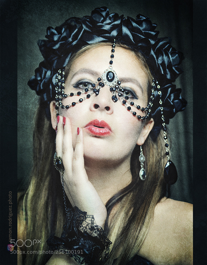Nikon D5100 sample photo. Portrait textura photography