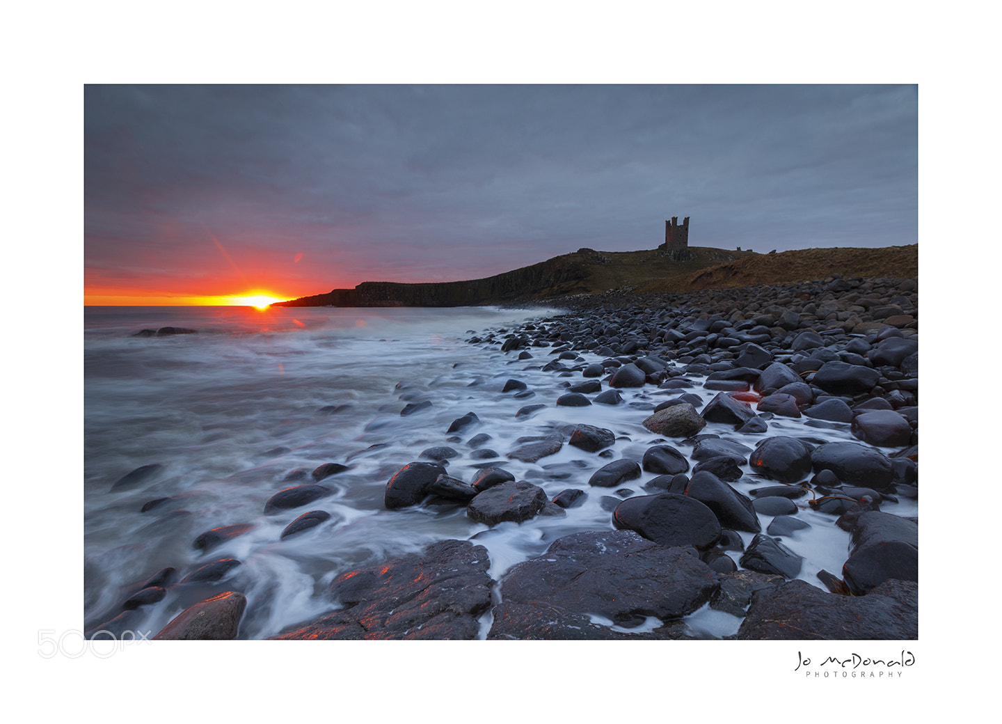 Canon EOS 70D sample photo. Dunstanburgh sunrise photography