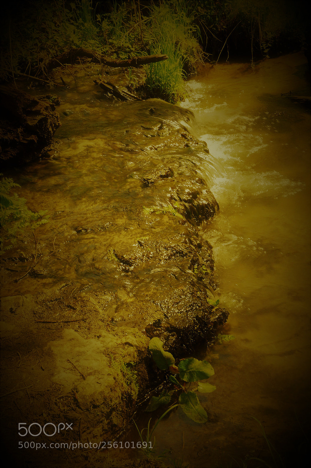 Nikon D90 sample photo. Micro waterfall photography