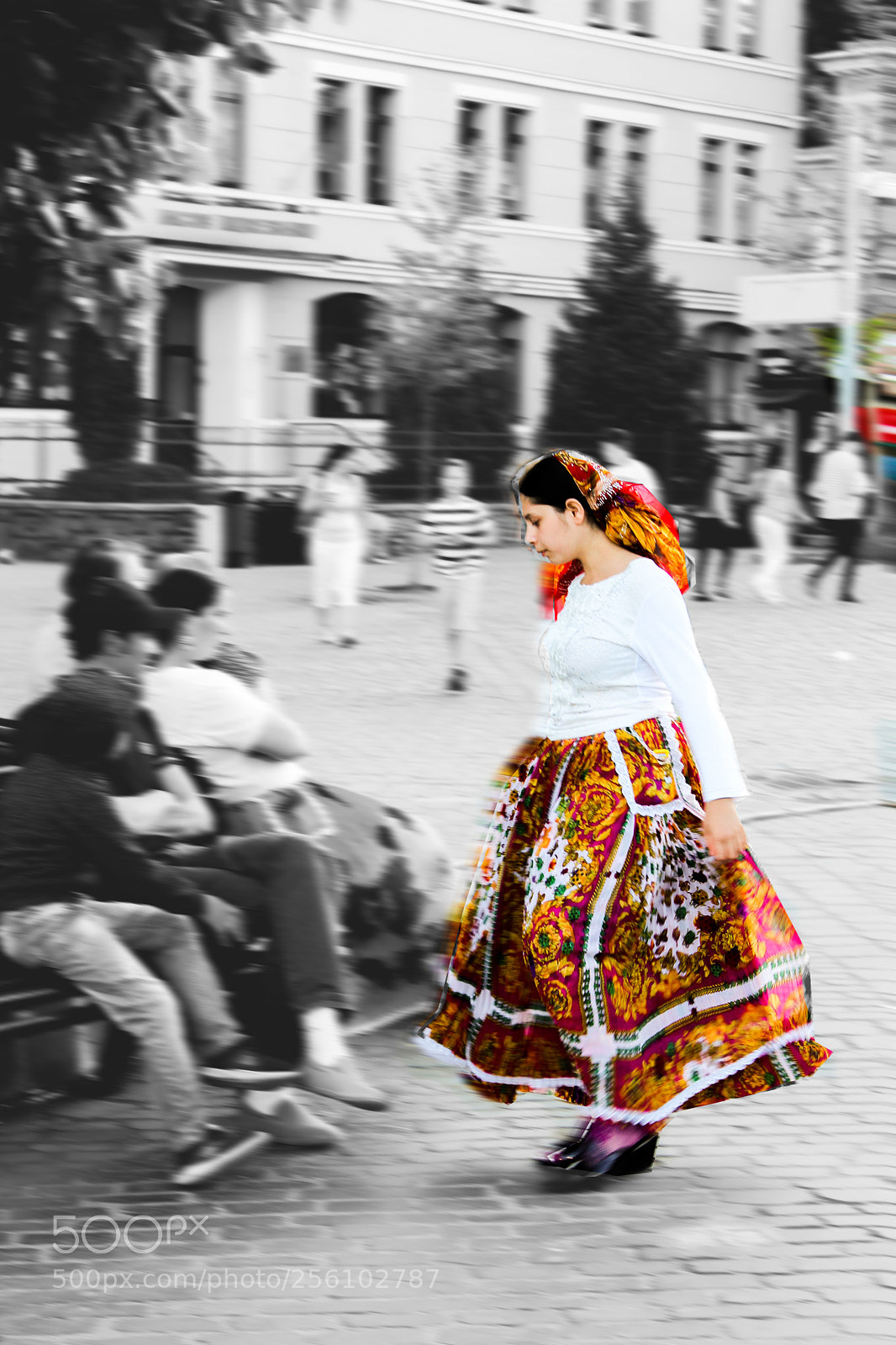Canon EOS 1300D (EOS Rebel T6 / EOS Kiss X80) sample photo. Traditions do exist photography