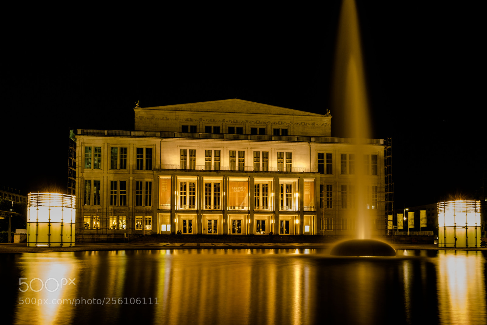 Fujifilm X-Pro2 sample photo. Oper leipzig photography