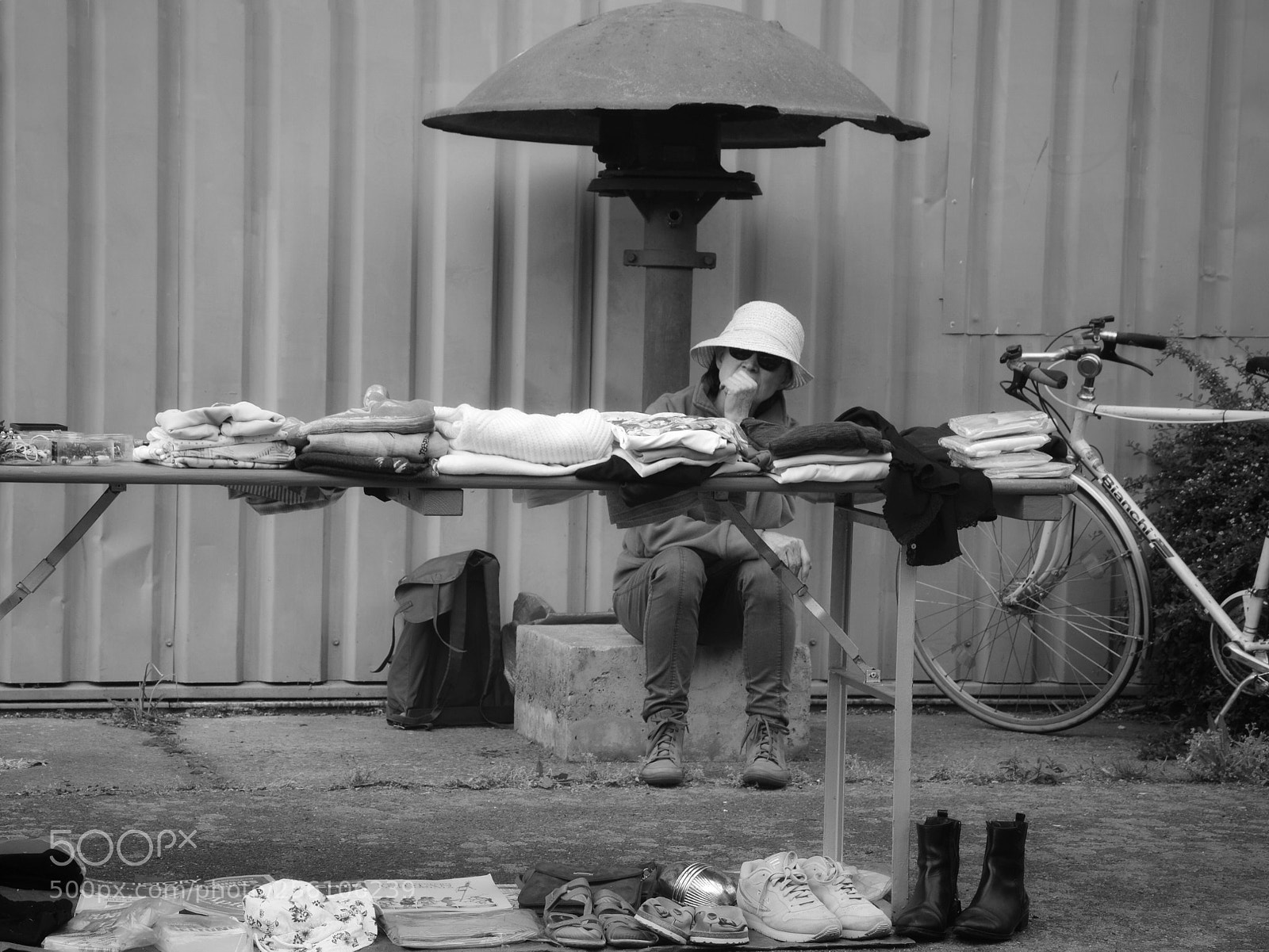 Nikon D5100 sample photo. Flea market photography