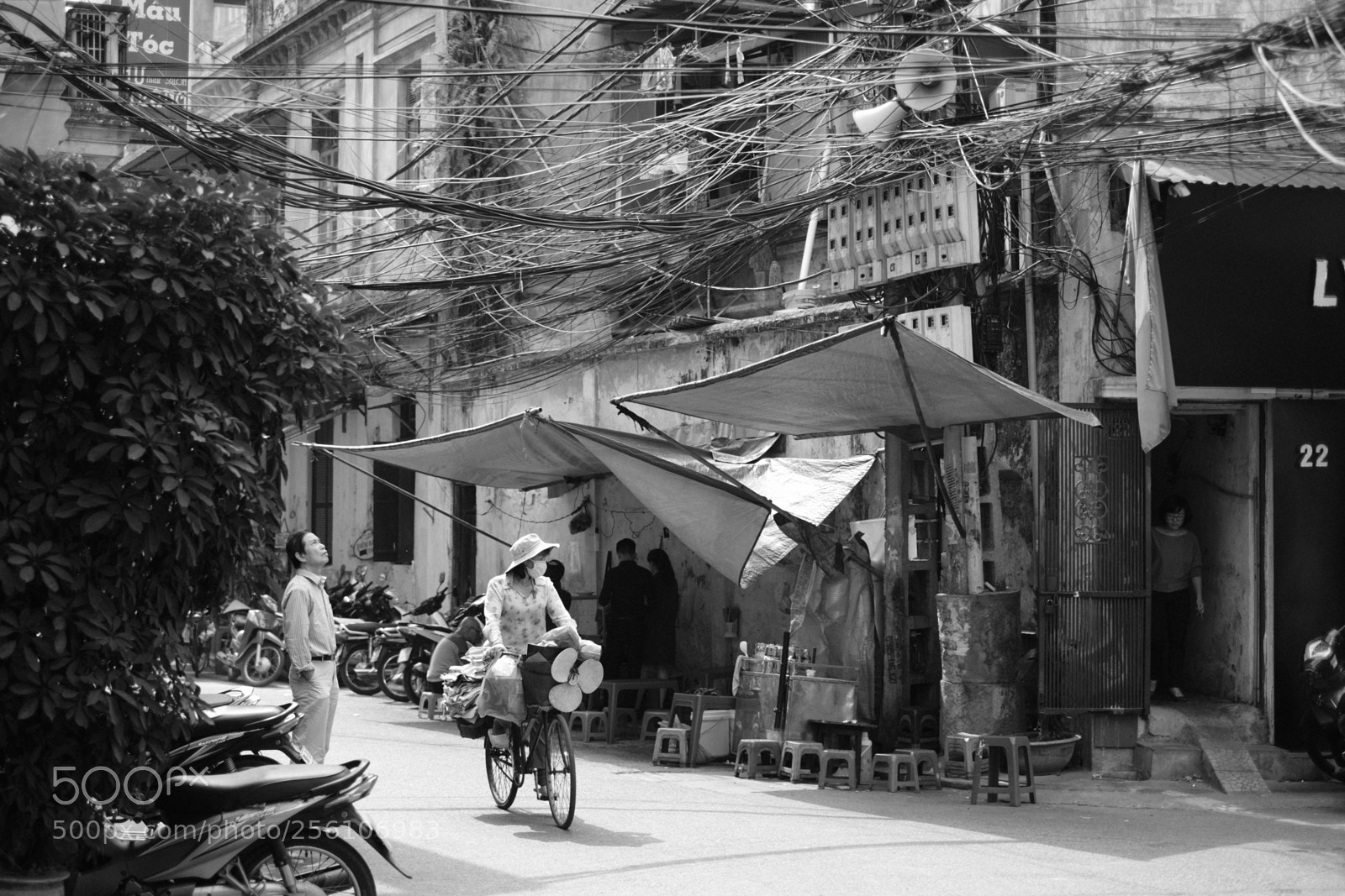 Fujifilm X-Pro2 sample photo. Hanoi street photography