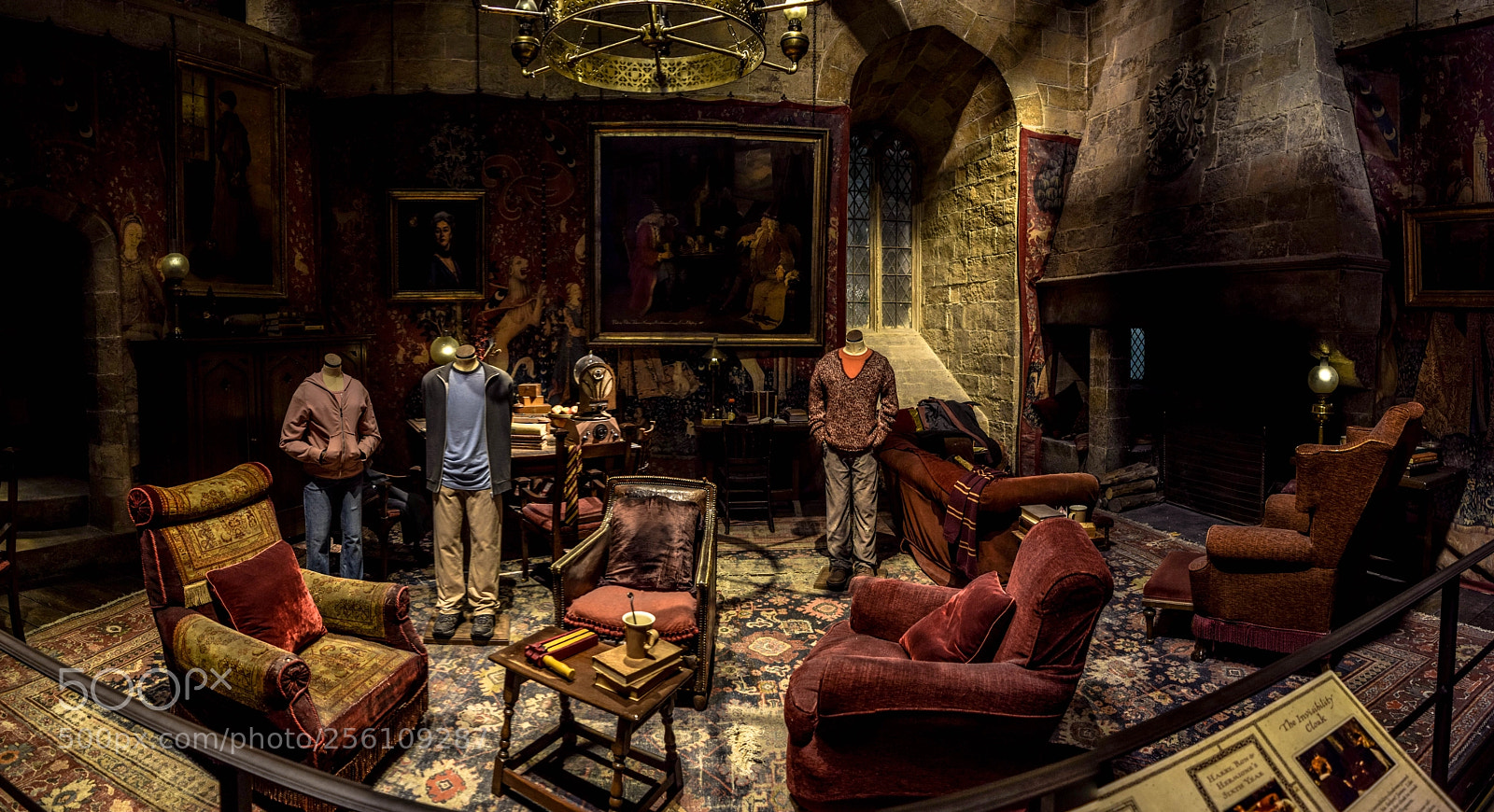 Nikon D5300 sample photo. Gryffindor common room photography