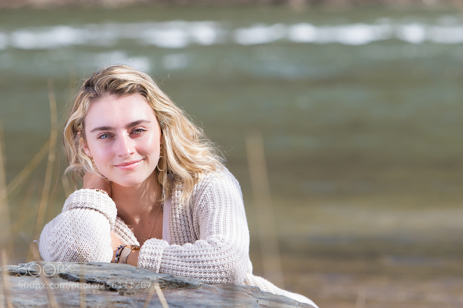 Canon EOS 7D Mark II sample photo. Senior pic by the photography