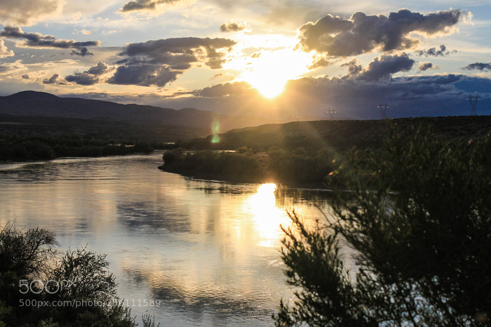 Canon EOS 500D (EOS Rebel T1i / EOS Kiss X3) sample photo. Golden hour photography