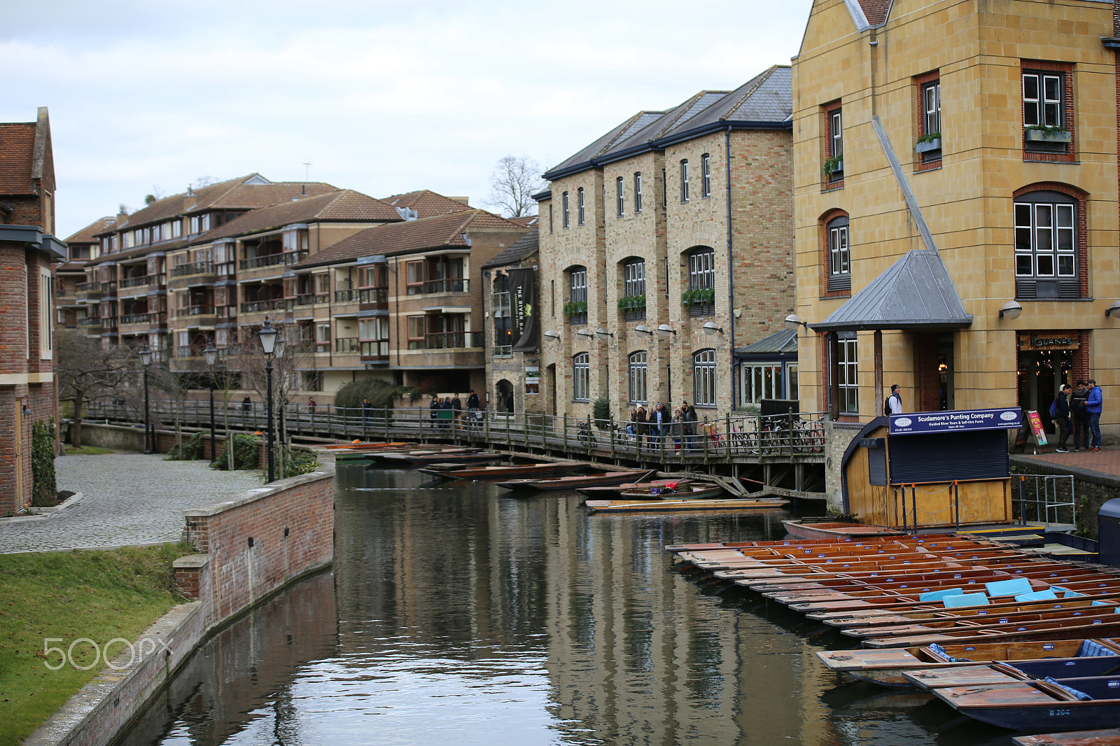 Sigma 70-200mm F2.8 EX DG OS HSM sample photo. Walk around cambridge, december 2016 photography