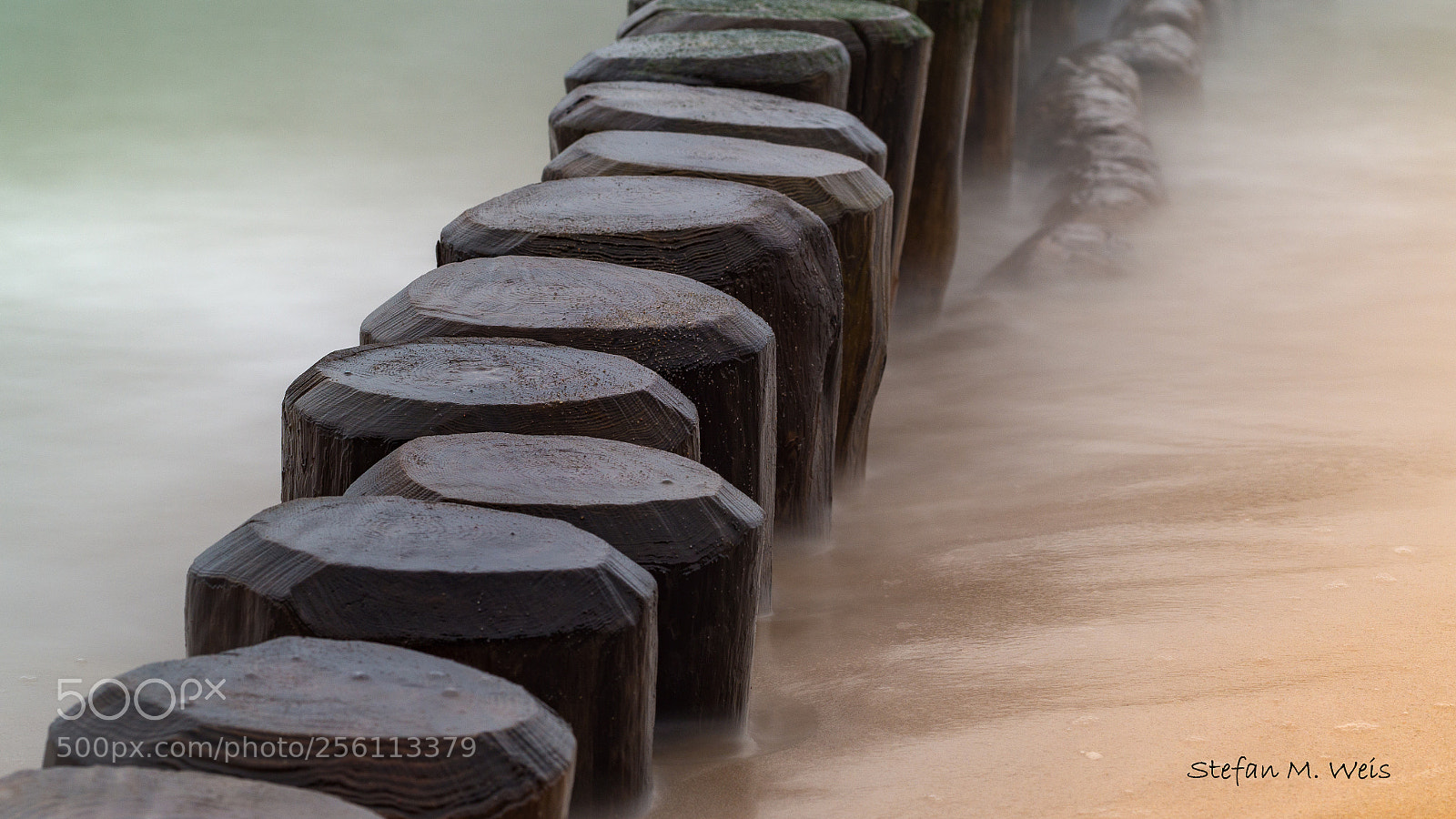 Olympus OM-D E-M10 II sample photo. Wave-breaker... photography