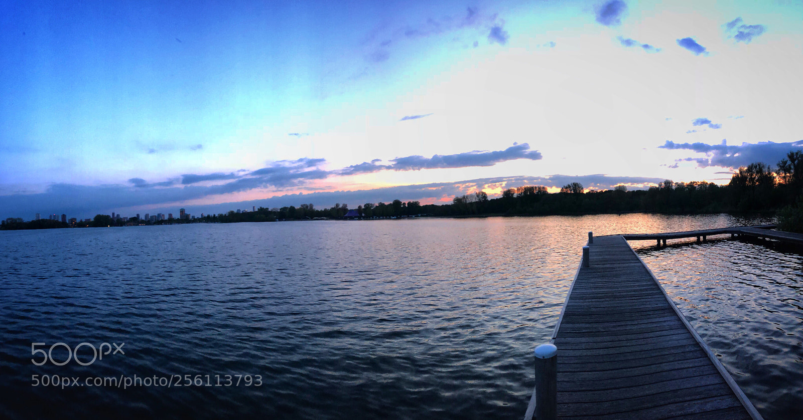 Apple iPhone X sample photo. A panaroma shot with photography