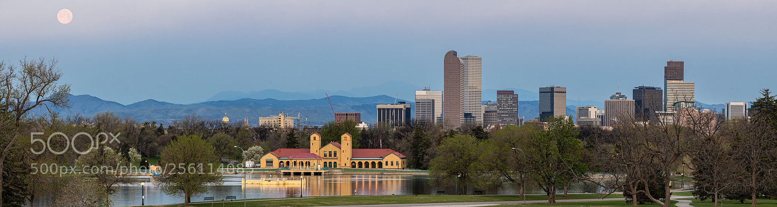 Nikon D850 sample photo. Moonset over denver s photography