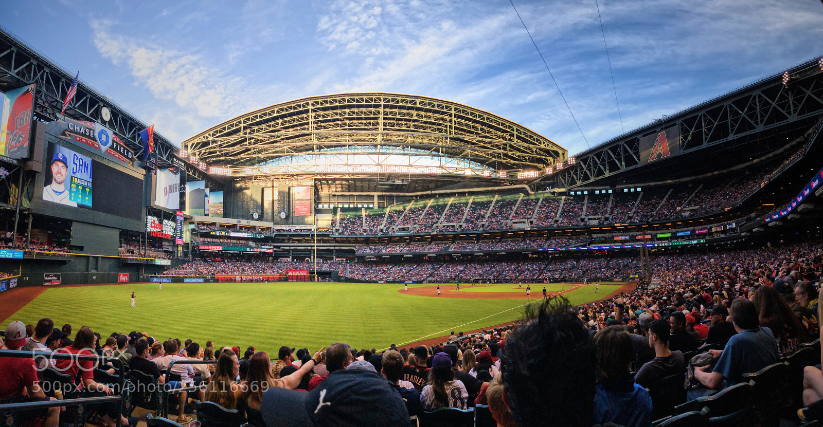 Apple iPhone 8 Plus sample photo. Ball game photography