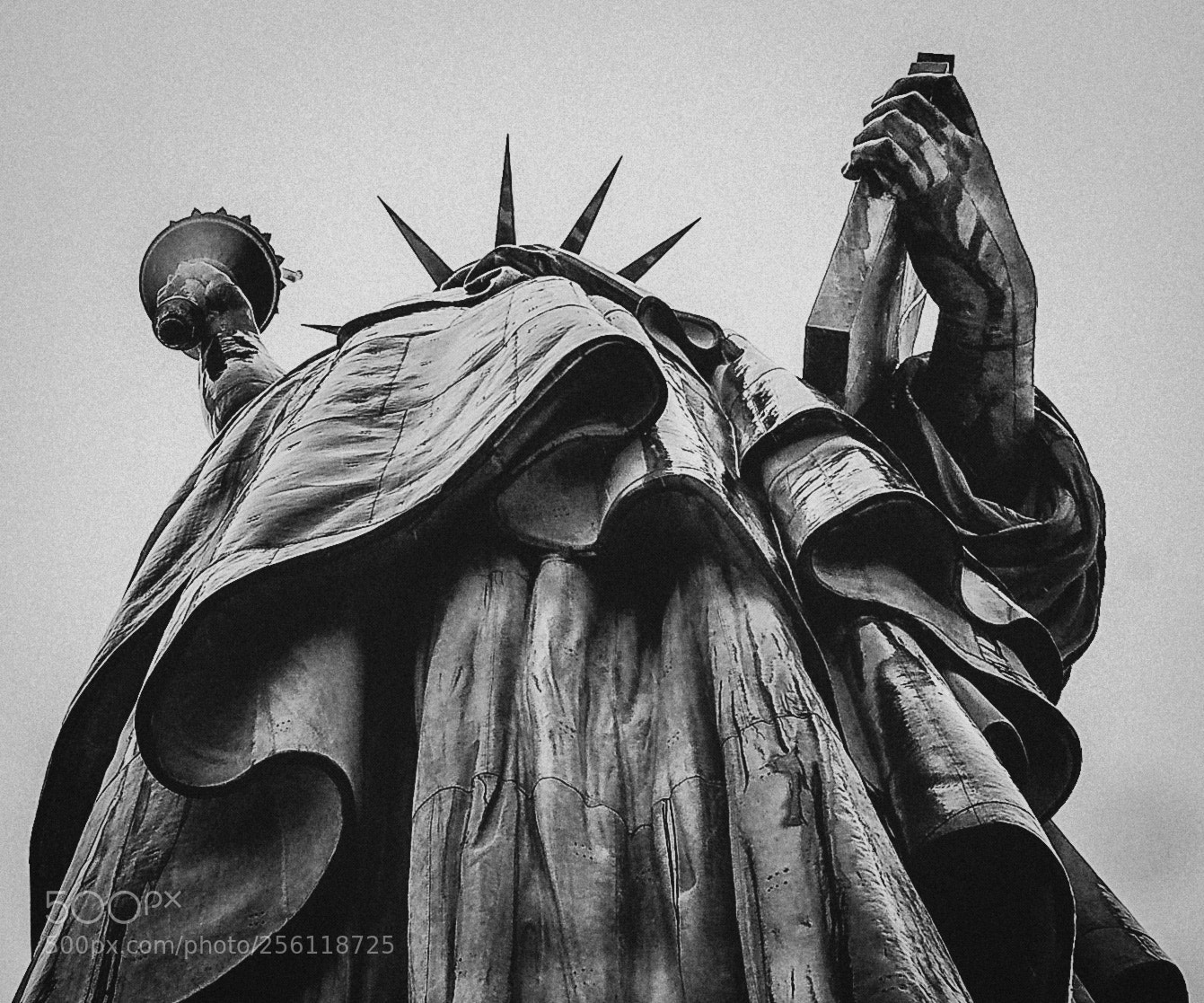 Nikon D80 sample photo. Miss liberty photography