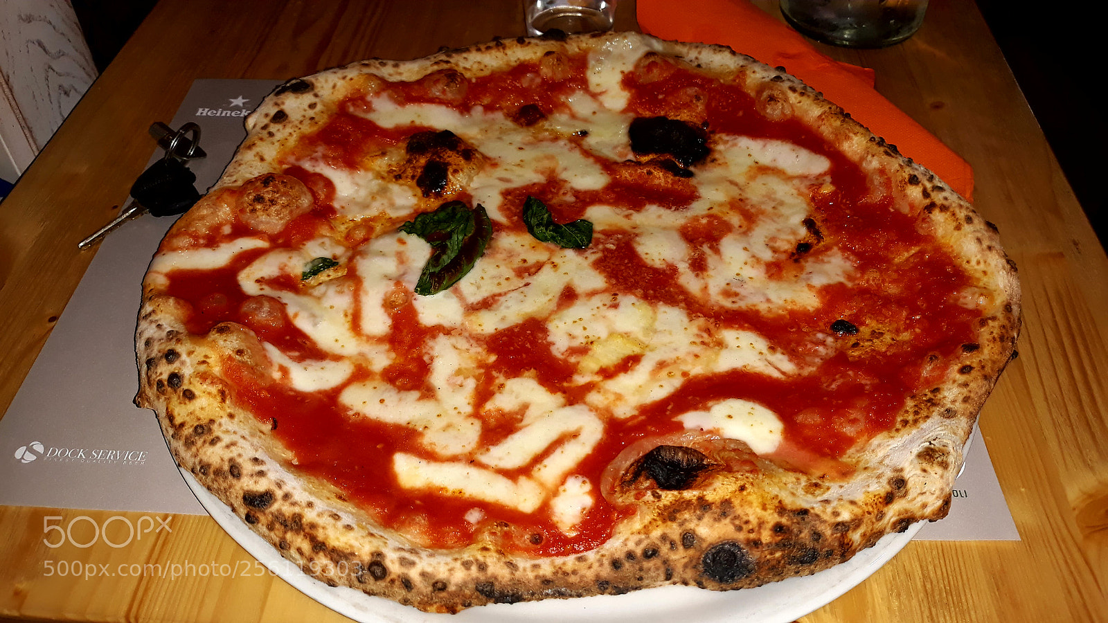 Samsung Galaxy J7 sample photo. Napoli - classic pizza photography