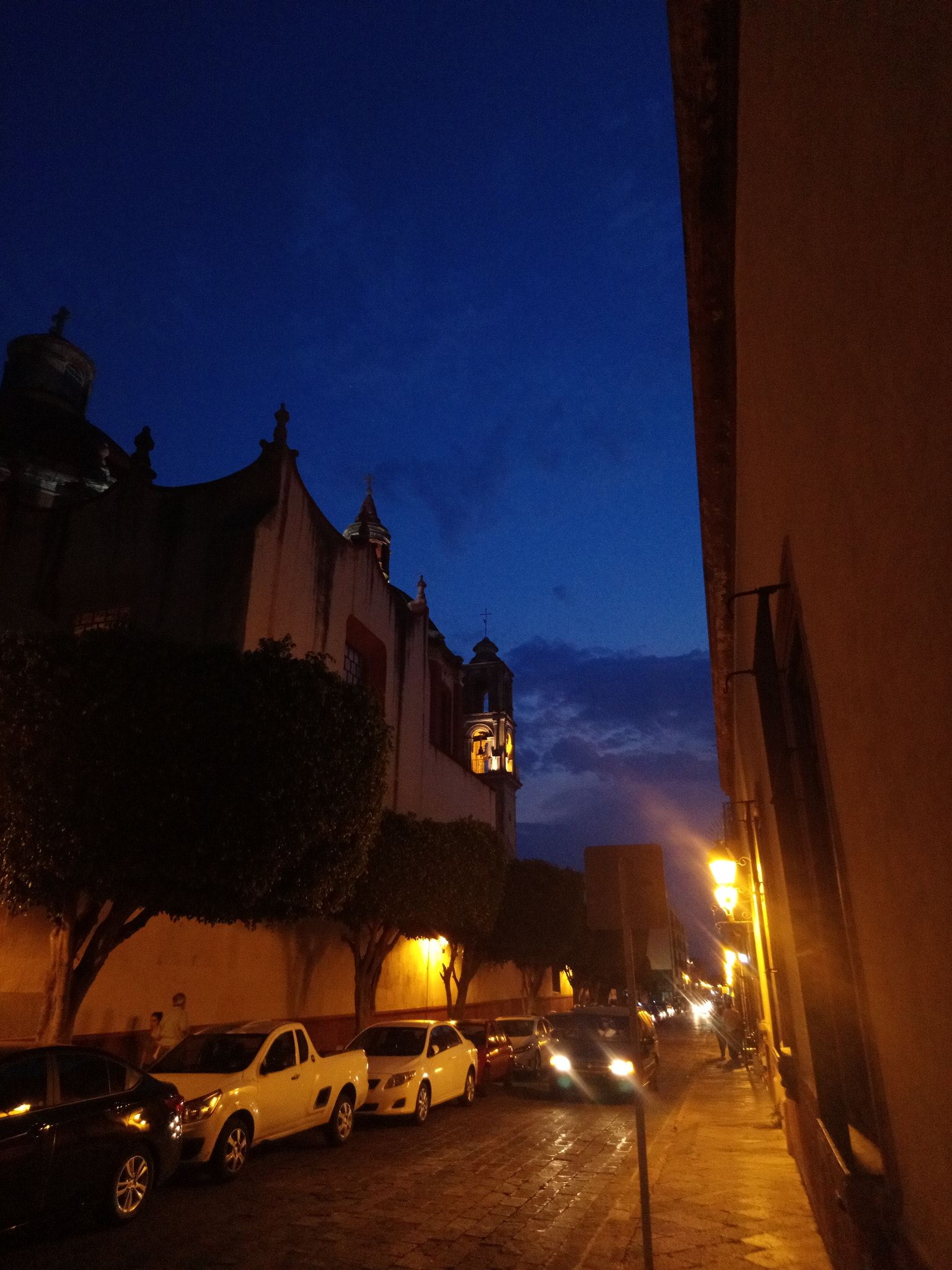 Sony Xperia XA1 Ultra sample photo. When the night falls down photography