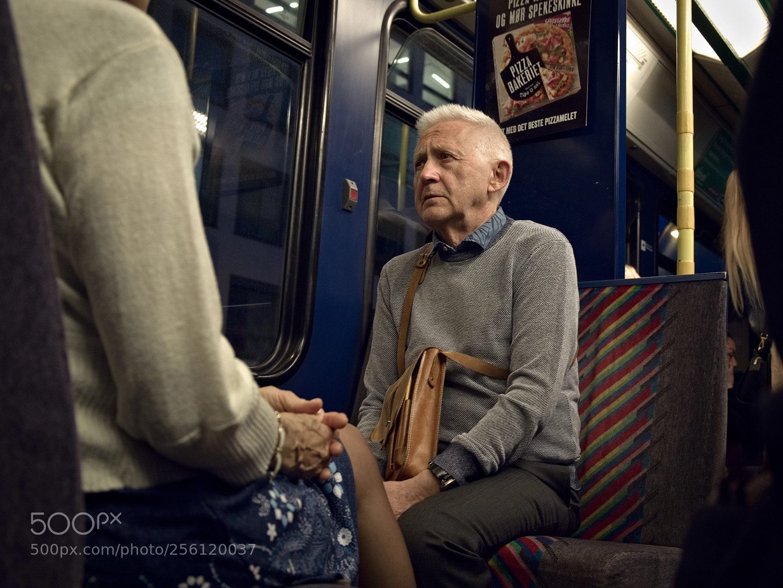 Fujifilm X-T1 sample photo. Gaze photography