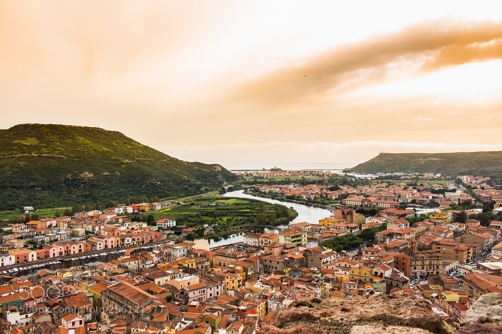 Canon EOS 700D (EOS Rebel T5i / EOS Kiss X7i) sample photo. View of bosa from photography