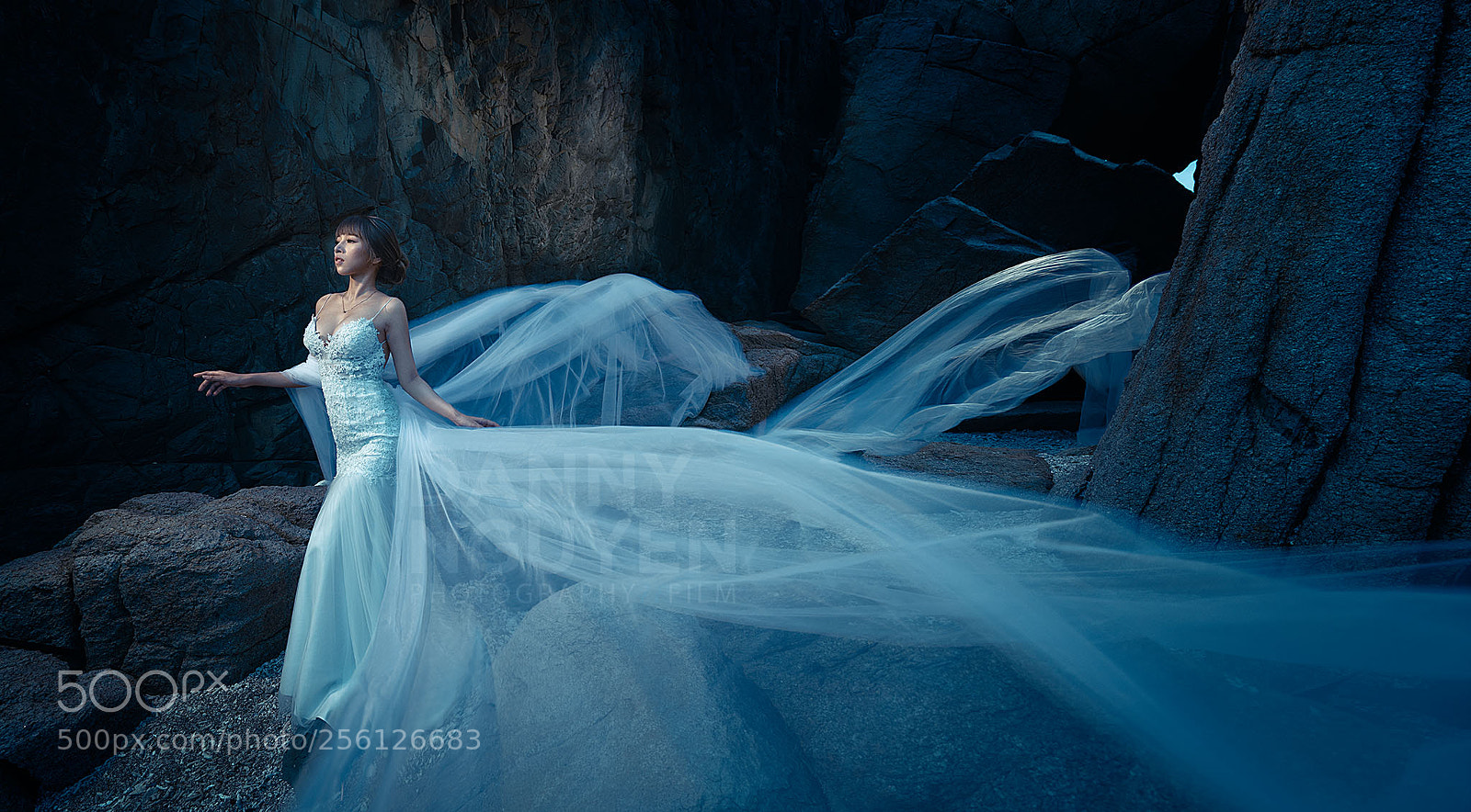 Sony a7R III sample photo. From the cave photography