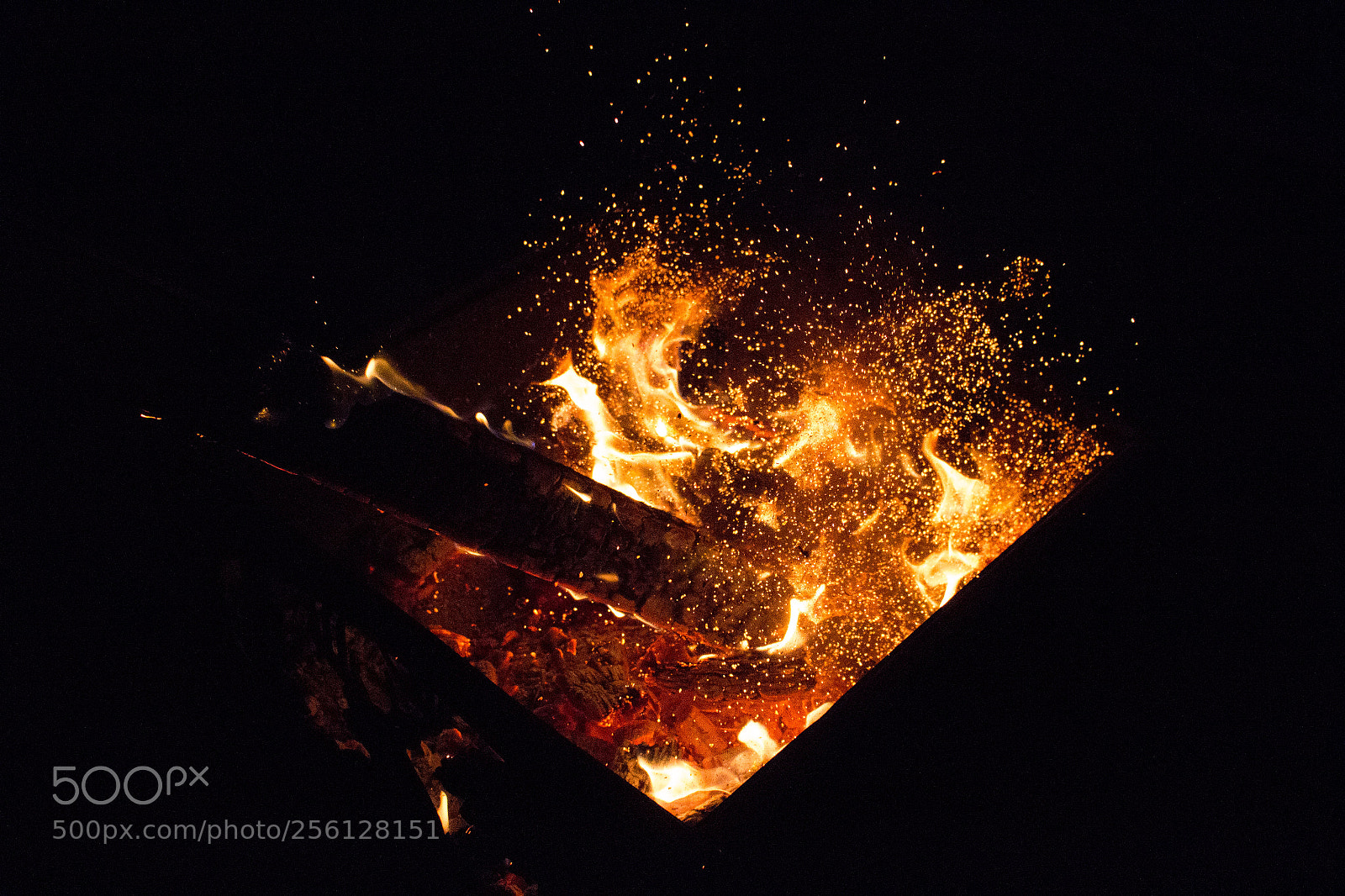 Canon EOS 700D (EOS Rebel T5i / EOS Kiss X7i) sample photo. Sparks photography