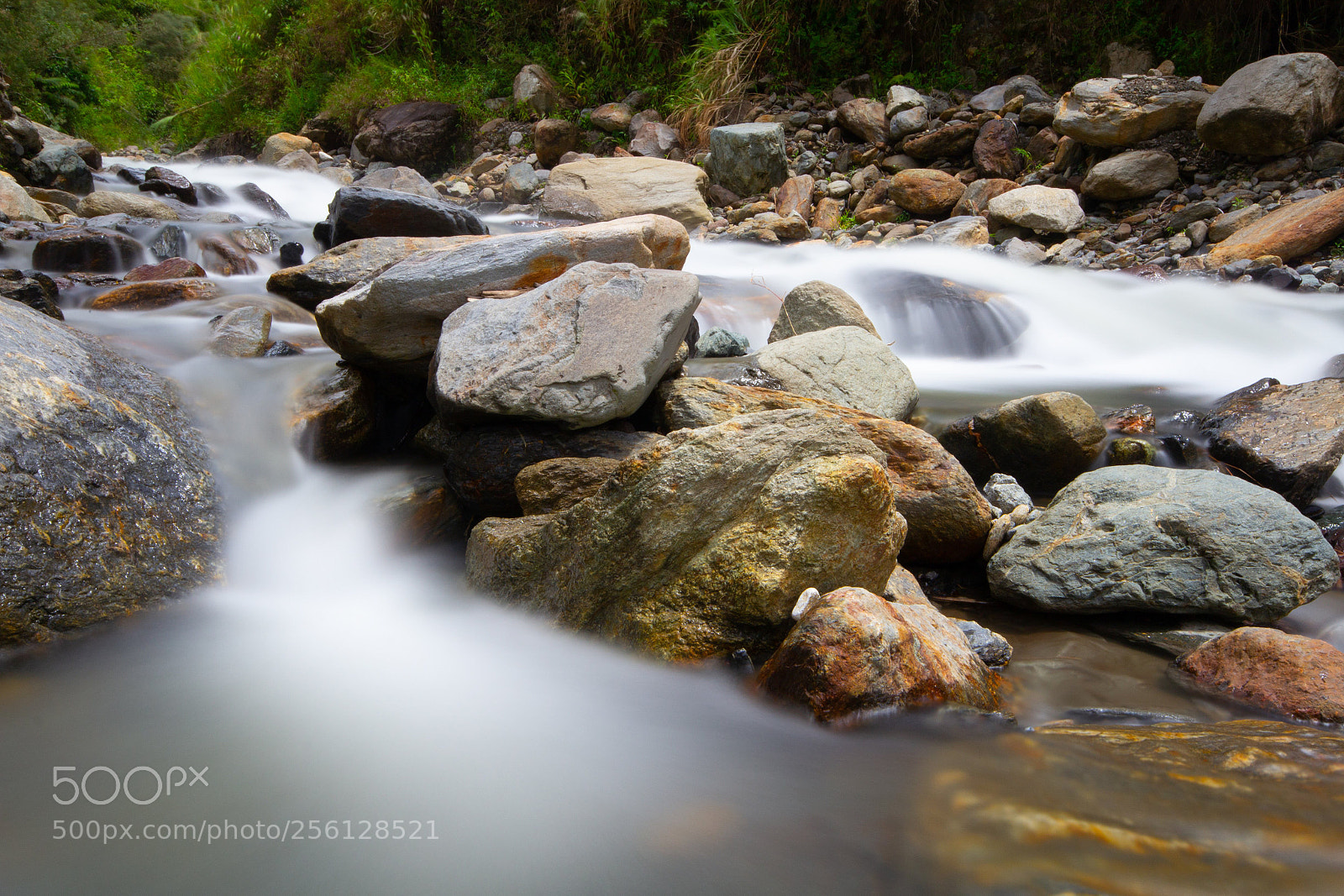 Canon EOS 600D (Rebel EOS T3i / EOS Kiss X5) sample photo. Chin-chin waterfall photography