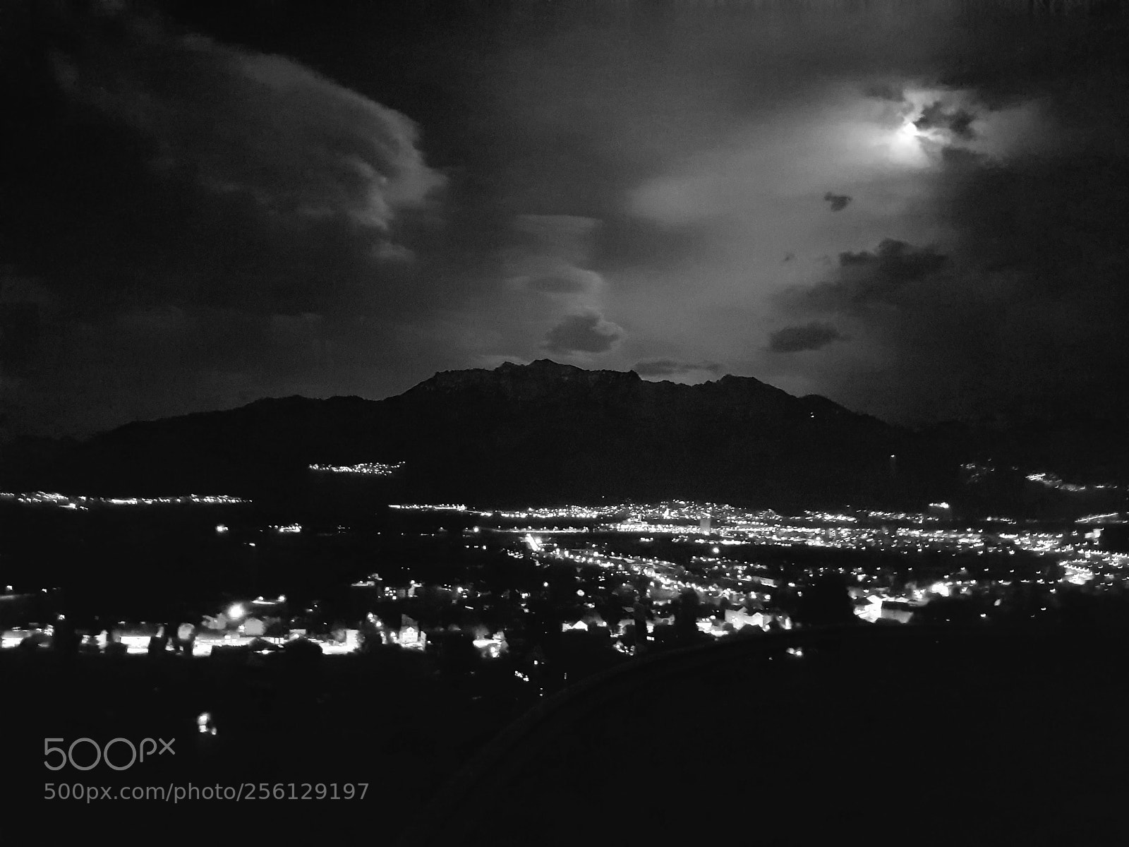 Samsung Galaxy S8 sample photo. That the nights were photography