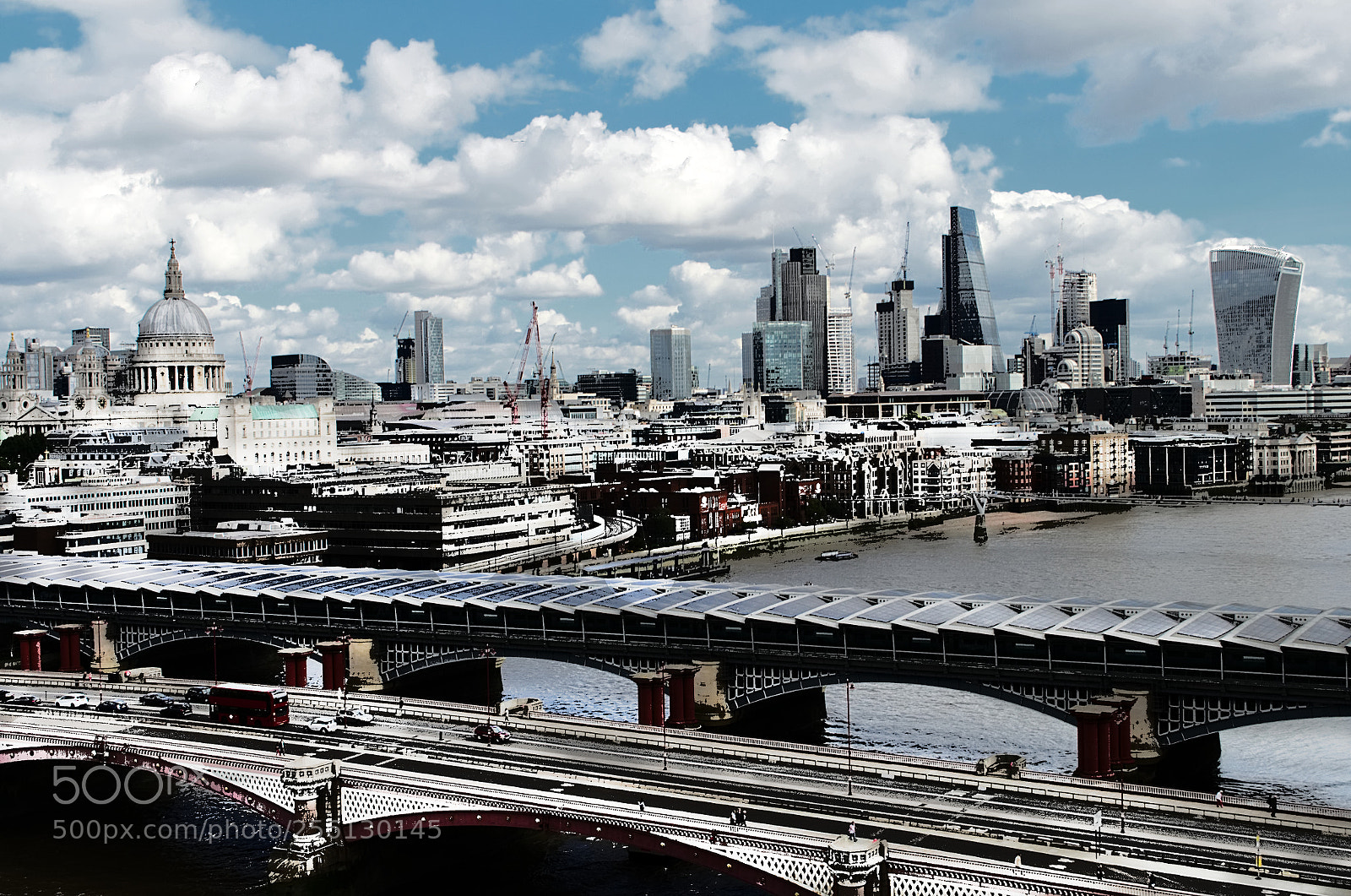 Nikon D7000 sample photo. London photography
