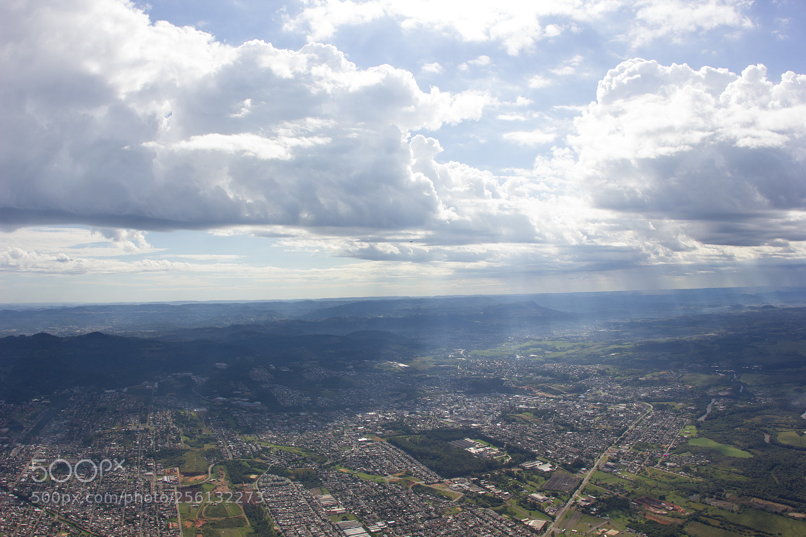 Canon EOS 550D (EOS Rebel T2i / EOS Kiss X4) sample photo. Clouds photography