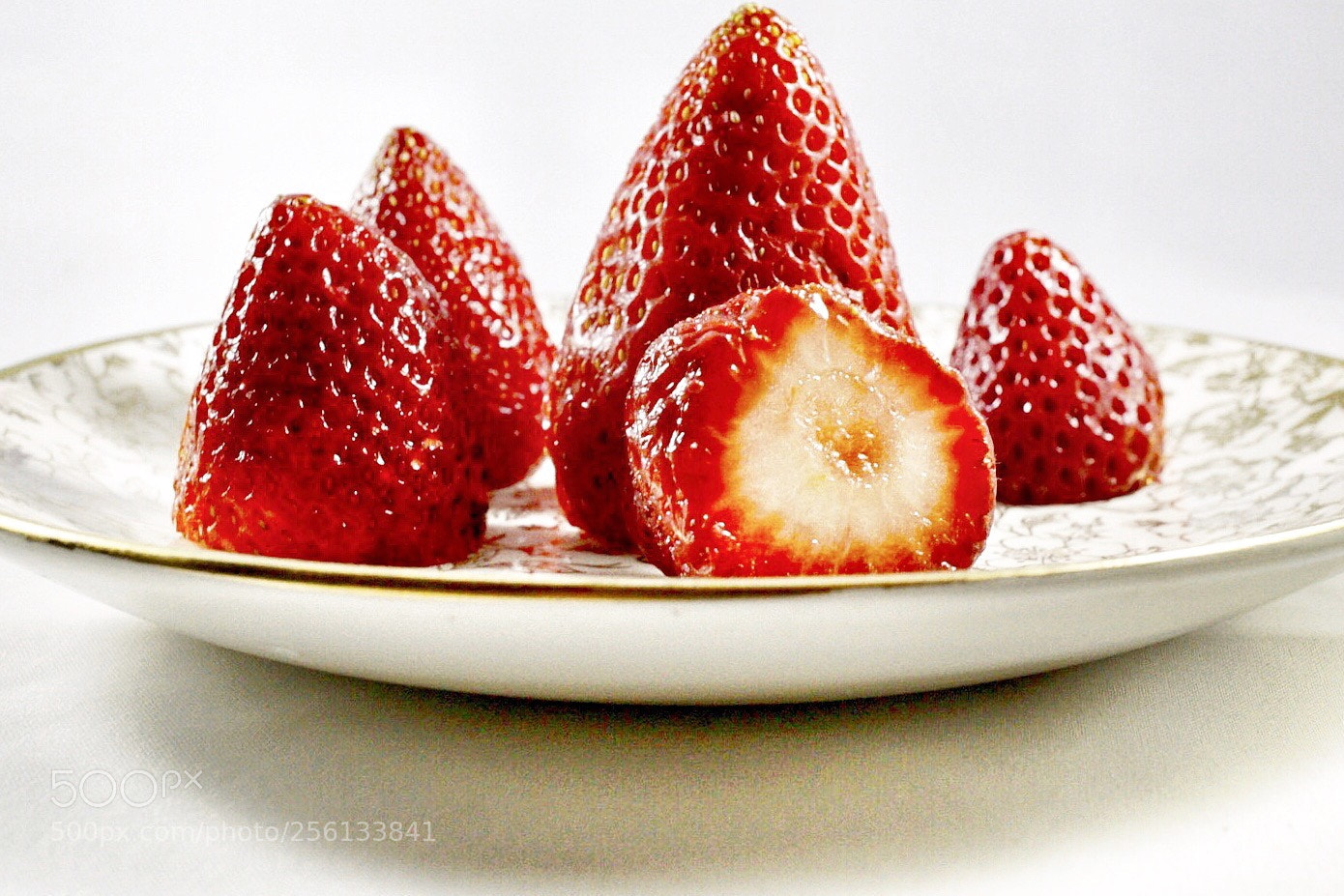 Sony a6000 sample photo. Berry good photography