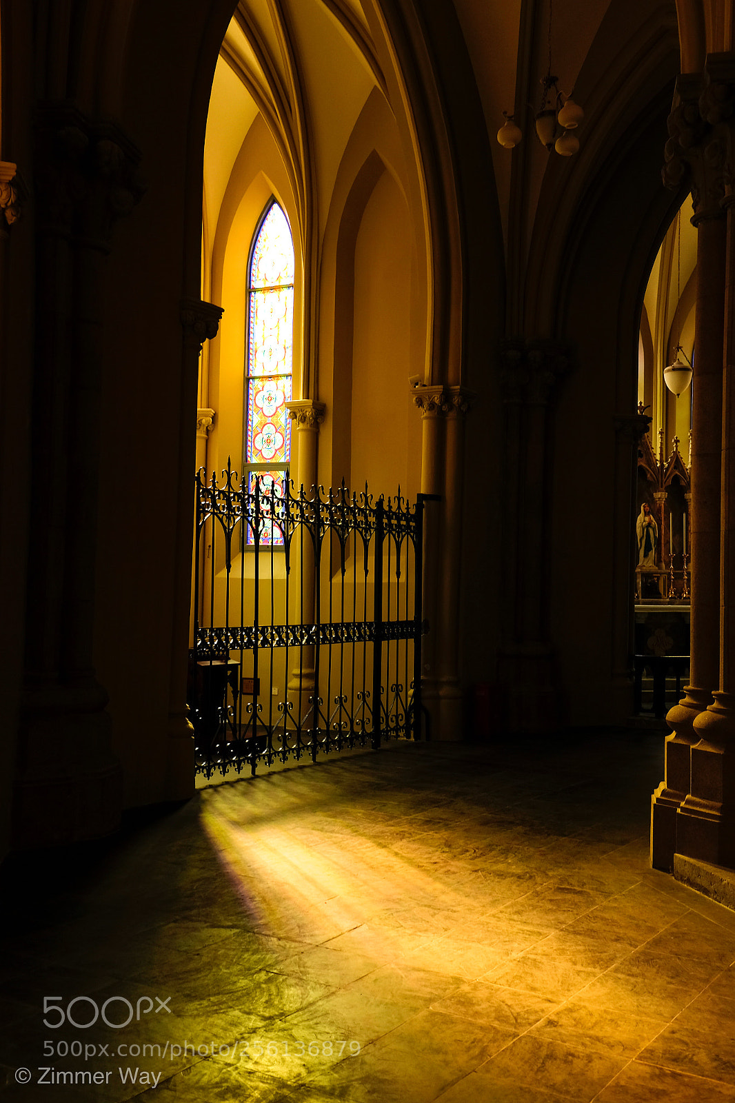 Fujifilm X100T sample photo. Light photography