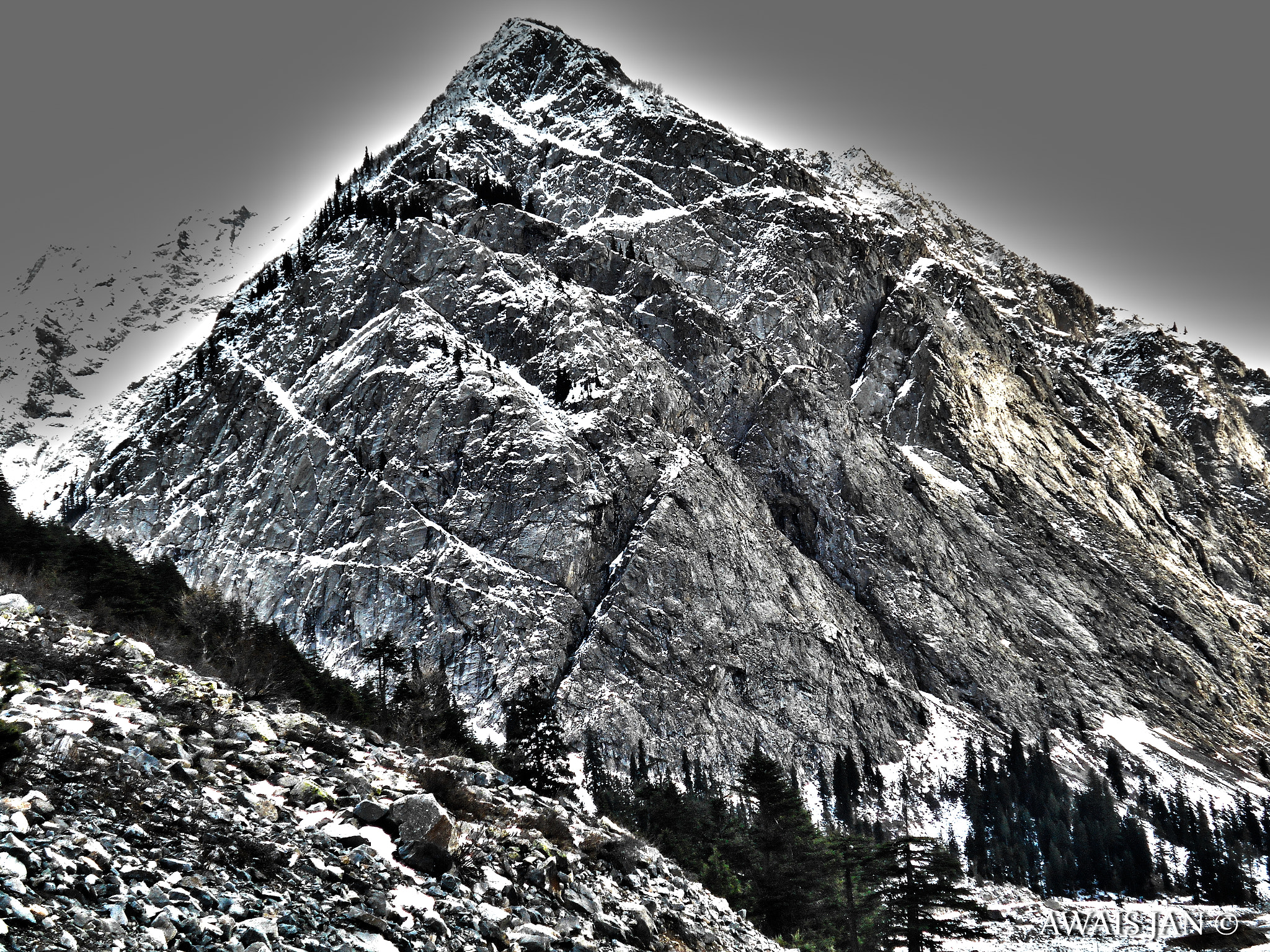 Nikon Coolpix L28 sample photo. Mountain photography