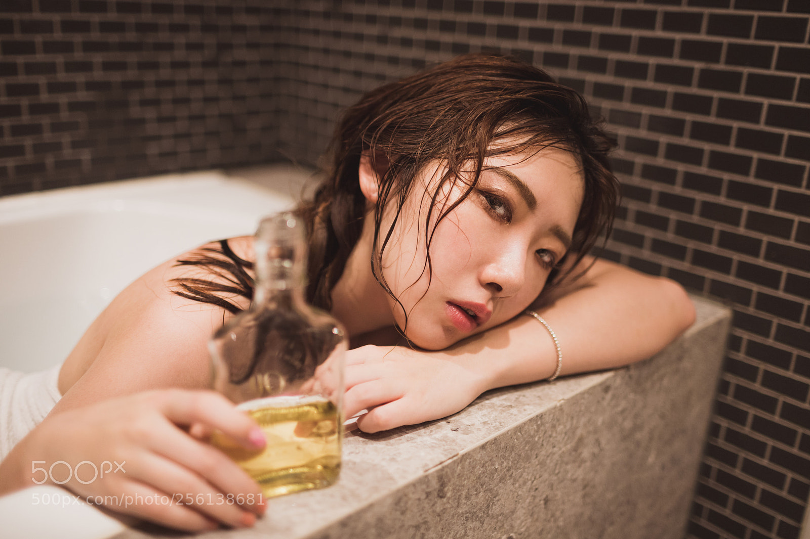 Canon EOS 6D Mark II sample photo. Bathroom photography