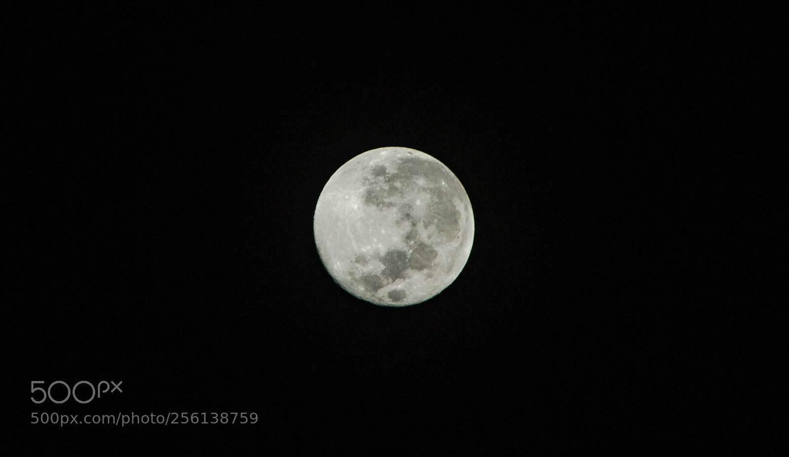 Canon EOS 1200D (EOS Rebel T5 / EOS Kiss X70 / EOS Hi) sample photo. Moon in cajamarca photography