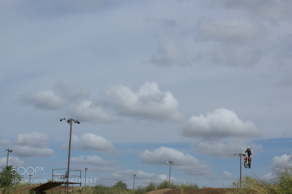 Canon EOS 600D (Rebel EOS T3i / EOS Kiss X5) sample photo. Img photography