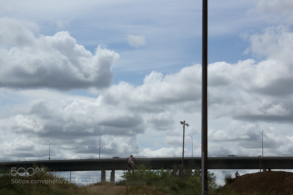 Canon EOS 600D (Rebel EOS T3i / EOS Kiss X5) sample photo. Img photography