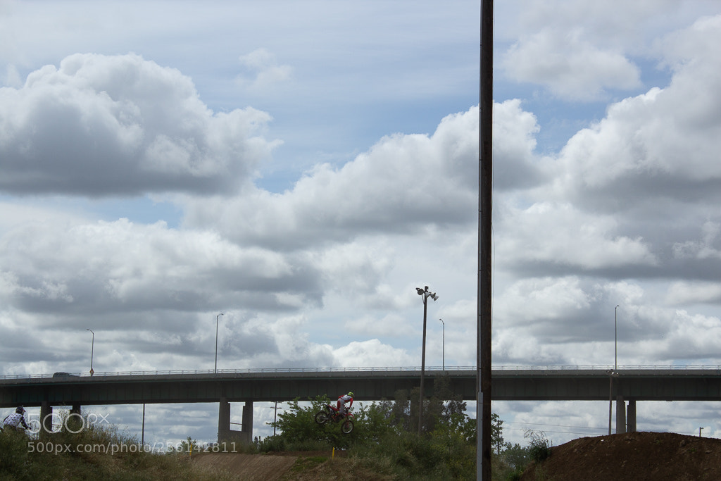 Canon EOS 600D (Rebel EOS T3i / EOS Kiss X5) sample photo. Img photography