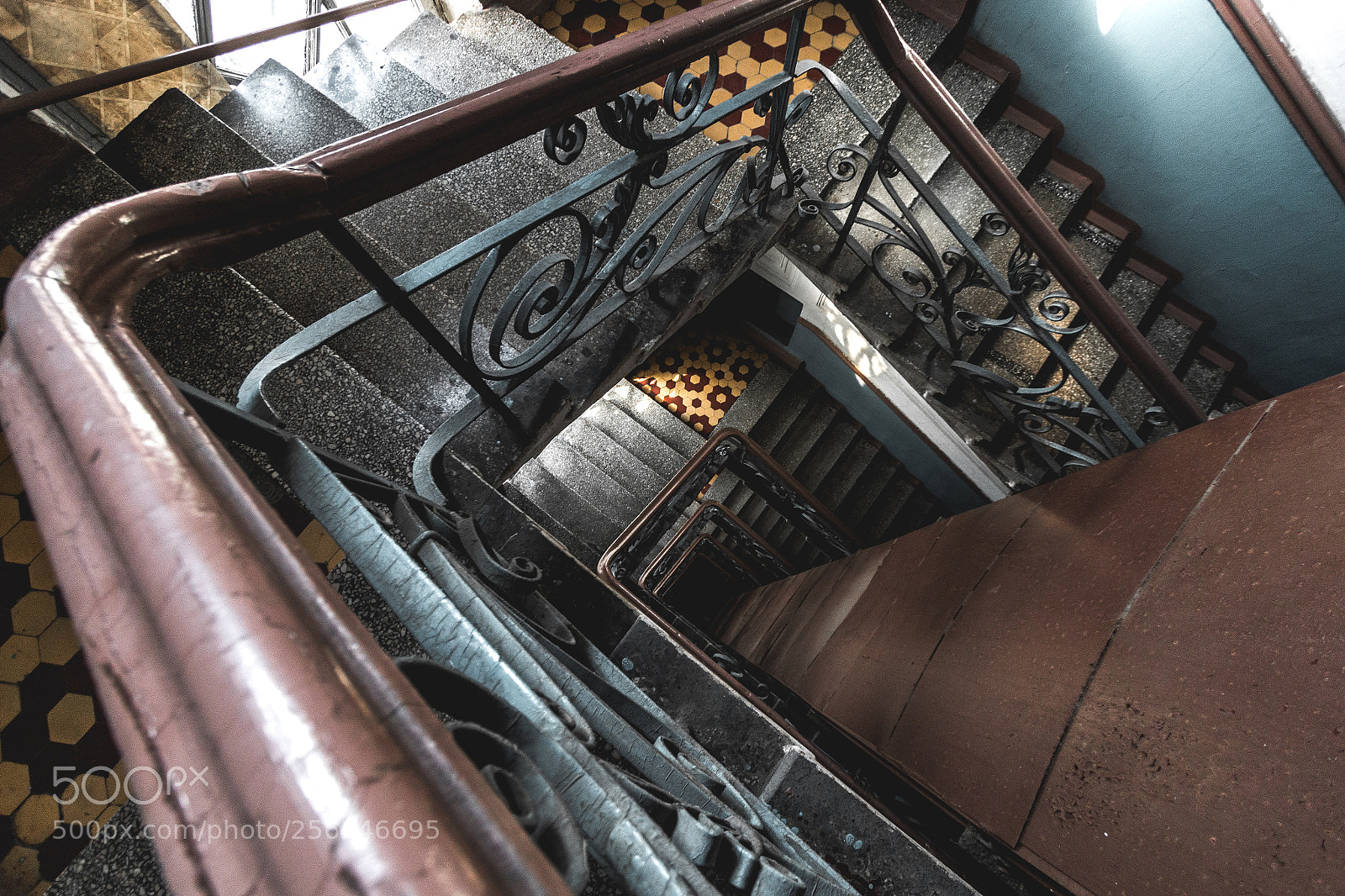 Canon EOS 70D sample photo. Vertical version photography