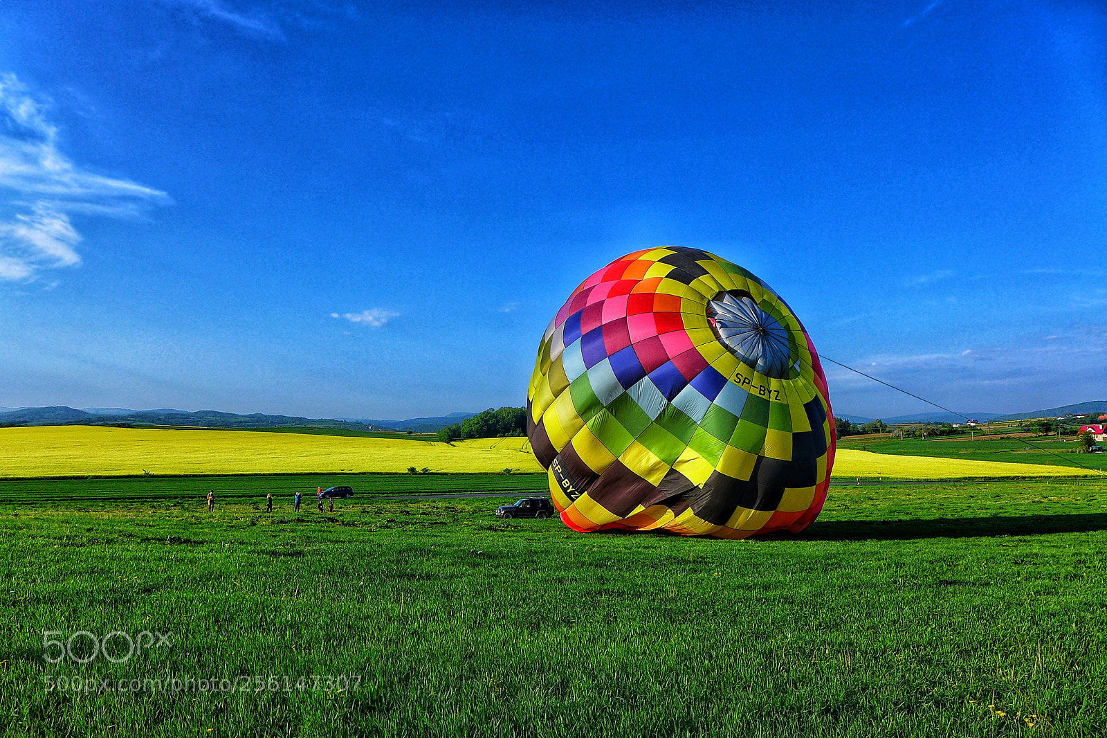 Panasonic Lumix DMC-LX7 sample photo. Very colourful balloon photography
