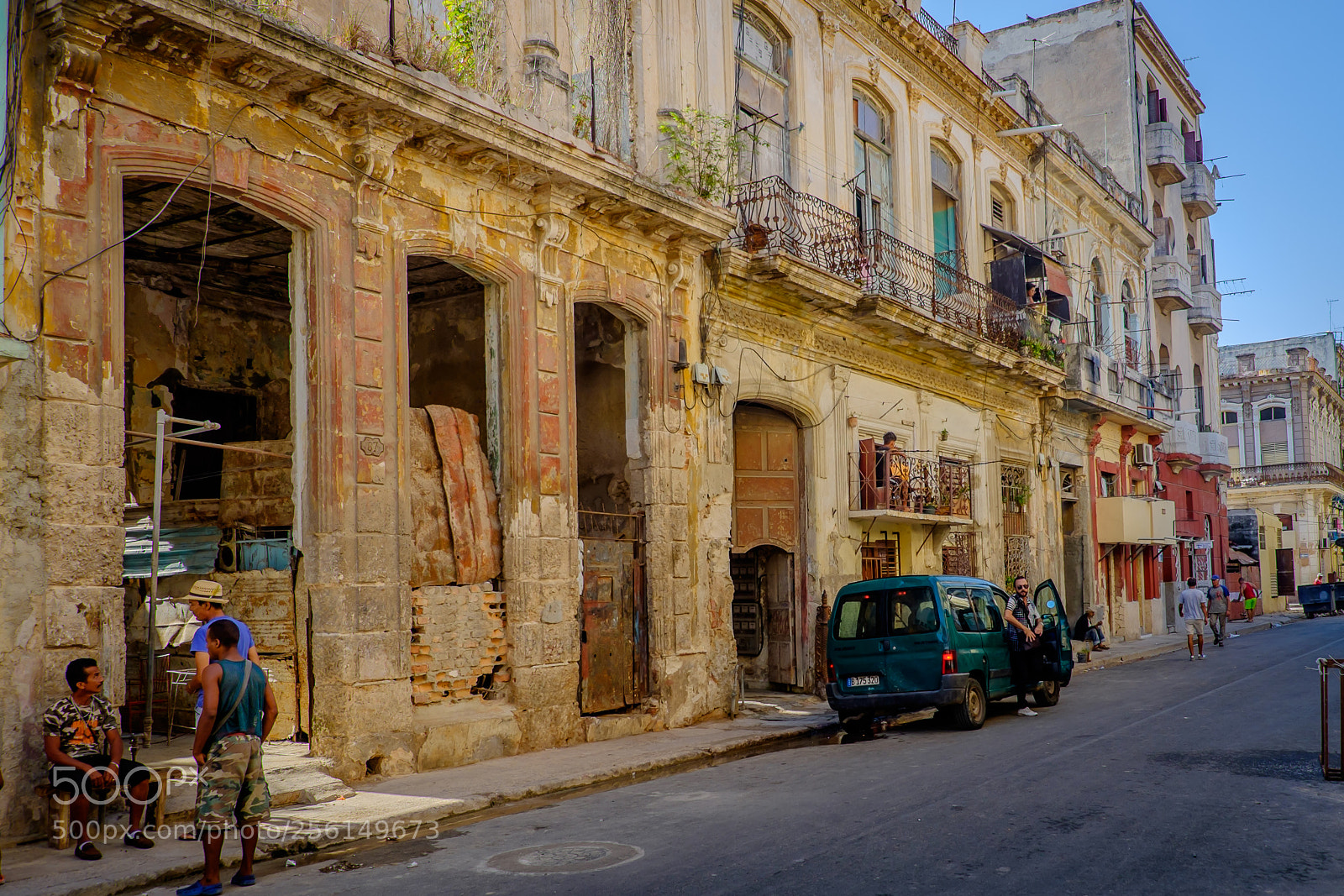 Fujifilm X-E2 sample photo. Consulado street in havana 2 photography