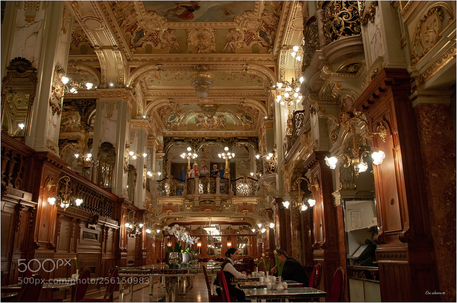Nikon D300 sample photo. Desayunando en el new photography