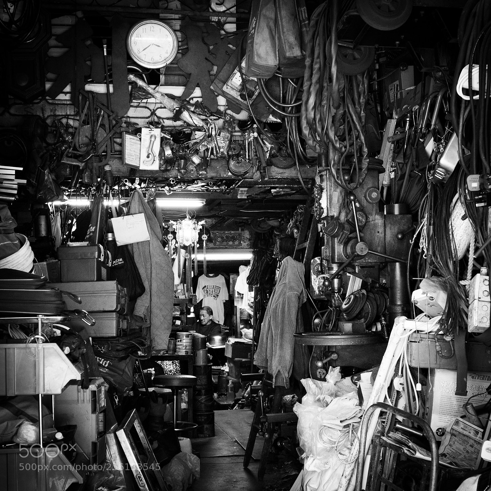 Fujifilm X100S sample photo. Hardware store photography